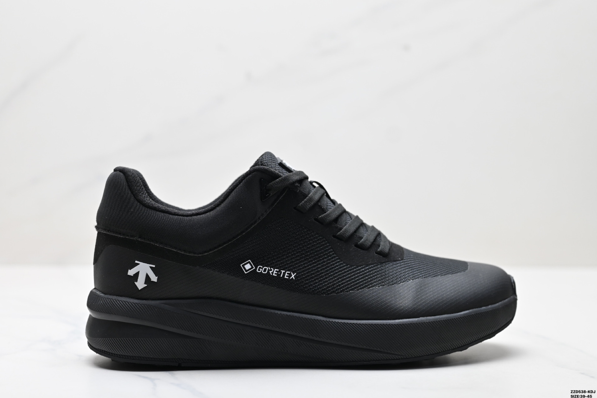 260 迪桑特DESCENTE DUALIS都市通勤 GORE-TEX 时尚舒适 防滑耐磨  D5131DSN24