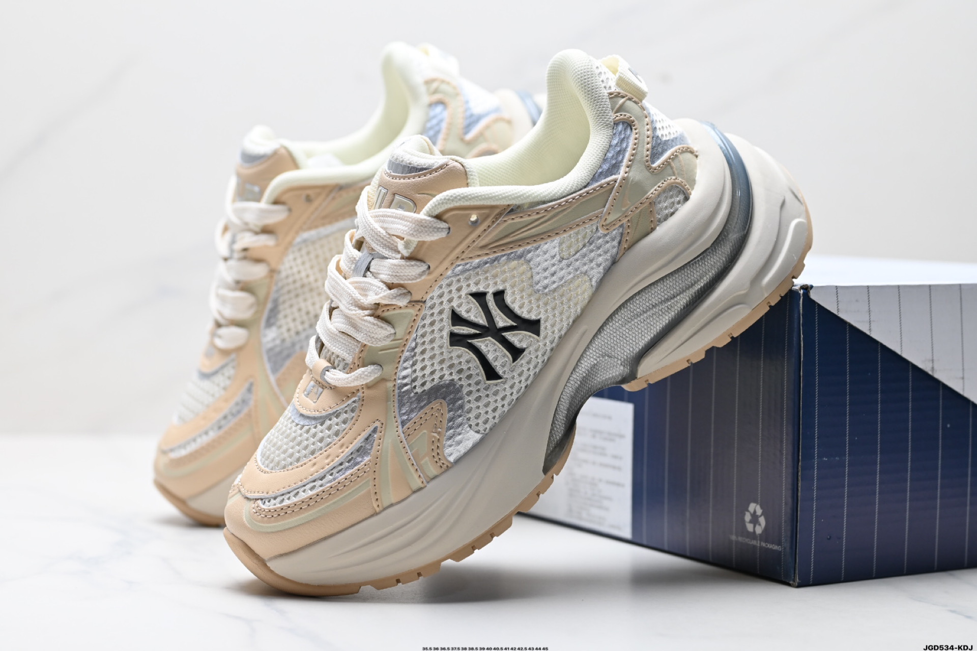 190 MLB New York Yankees Curve Runner 舒适百搭 防滑耐磨 低帮 流浪鞋跑步鞋  3ARNSPL4N