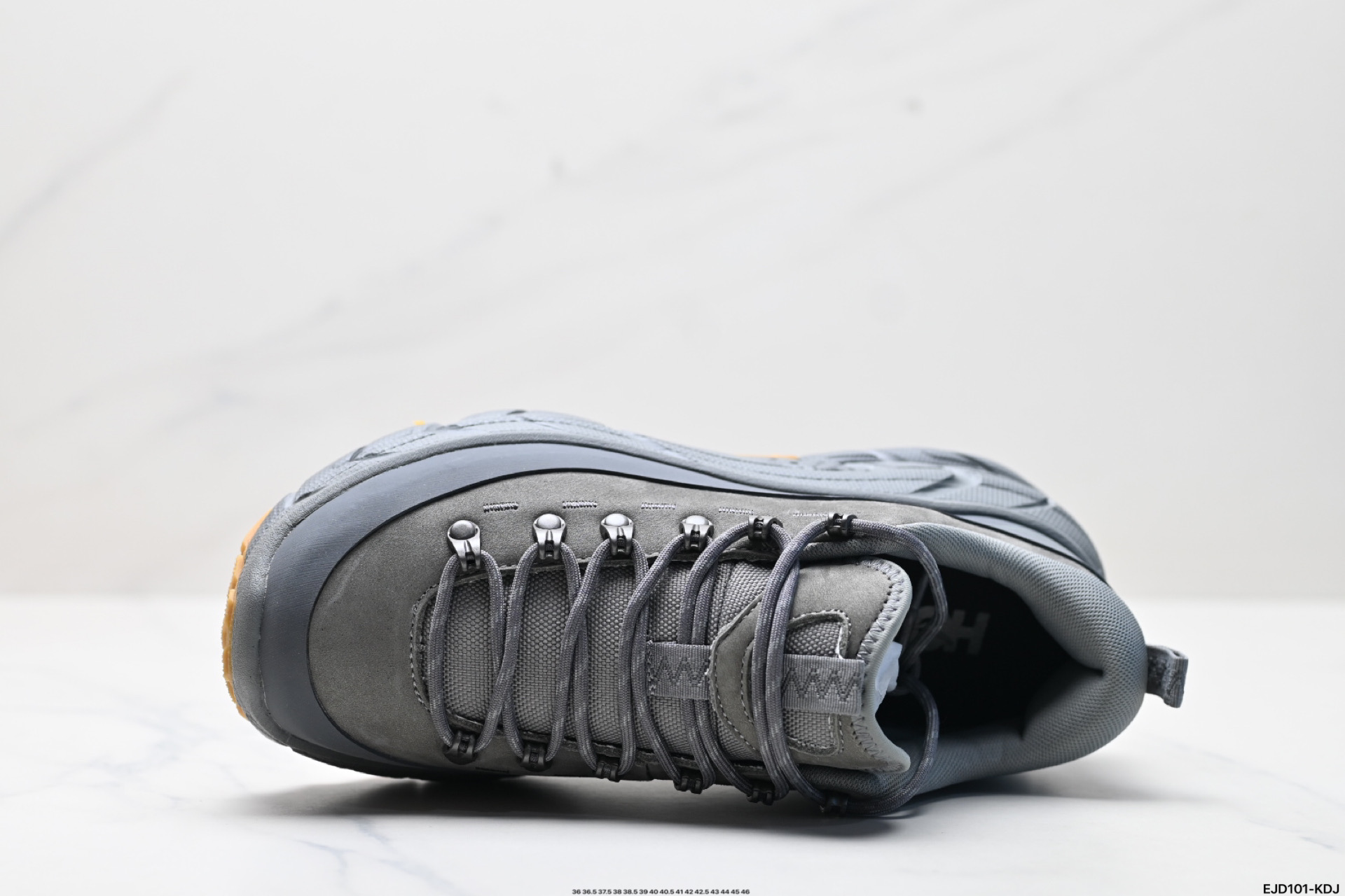 370 HOKA ONE ONE Tor Summit 休闲美观 低帮跑步鞋 1147952
