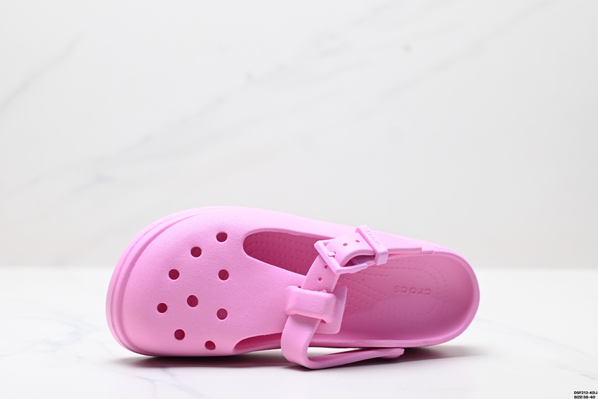105 Crocs卡骆驰 经典玛丽珍 EVA 轻便套脚 洞洞鞋