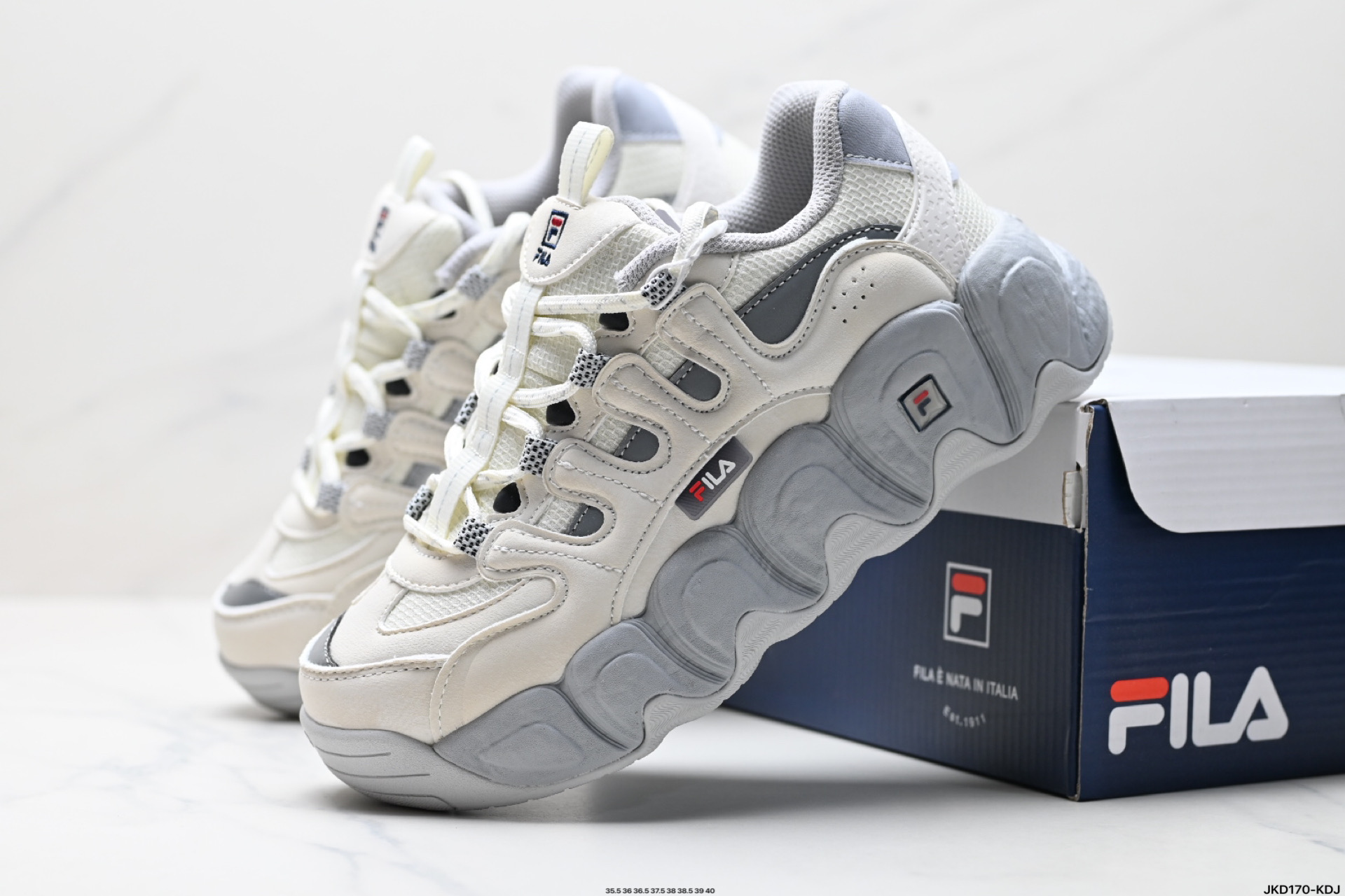 Fila Etudes x Fila Chunky Low-Top Sneakers - Retro Style, Comfortable & Durable 3 i1743442449753 9780 0 7