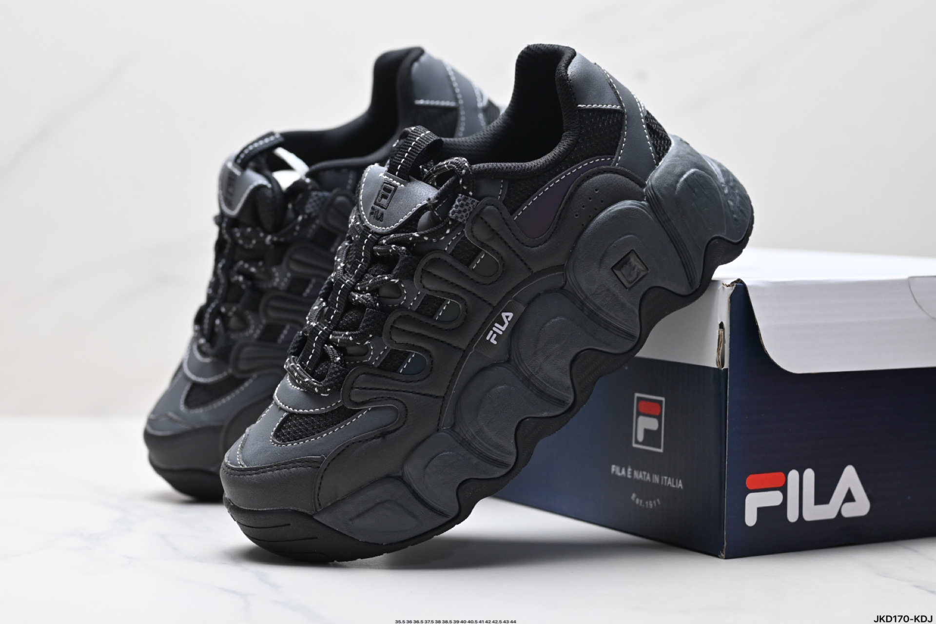 Fila Etudes x Fila Chunky Low-Top Sneakers - Retro Style, Comfortable & Durable 6 i1743442504251 8333 0 7