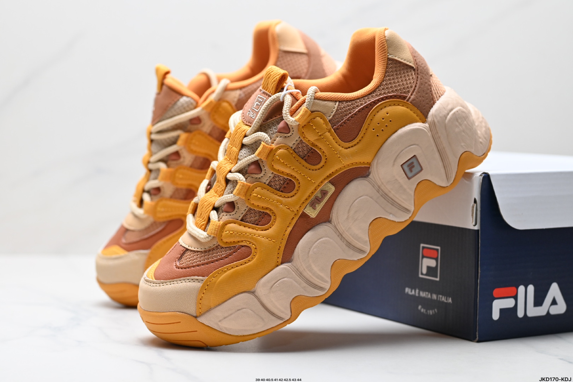 Fila x Etudes Retro Chunky Sneakers, Low Top, Lace-Up, Shock Absorbent 9 i1743442519861 219 0 7