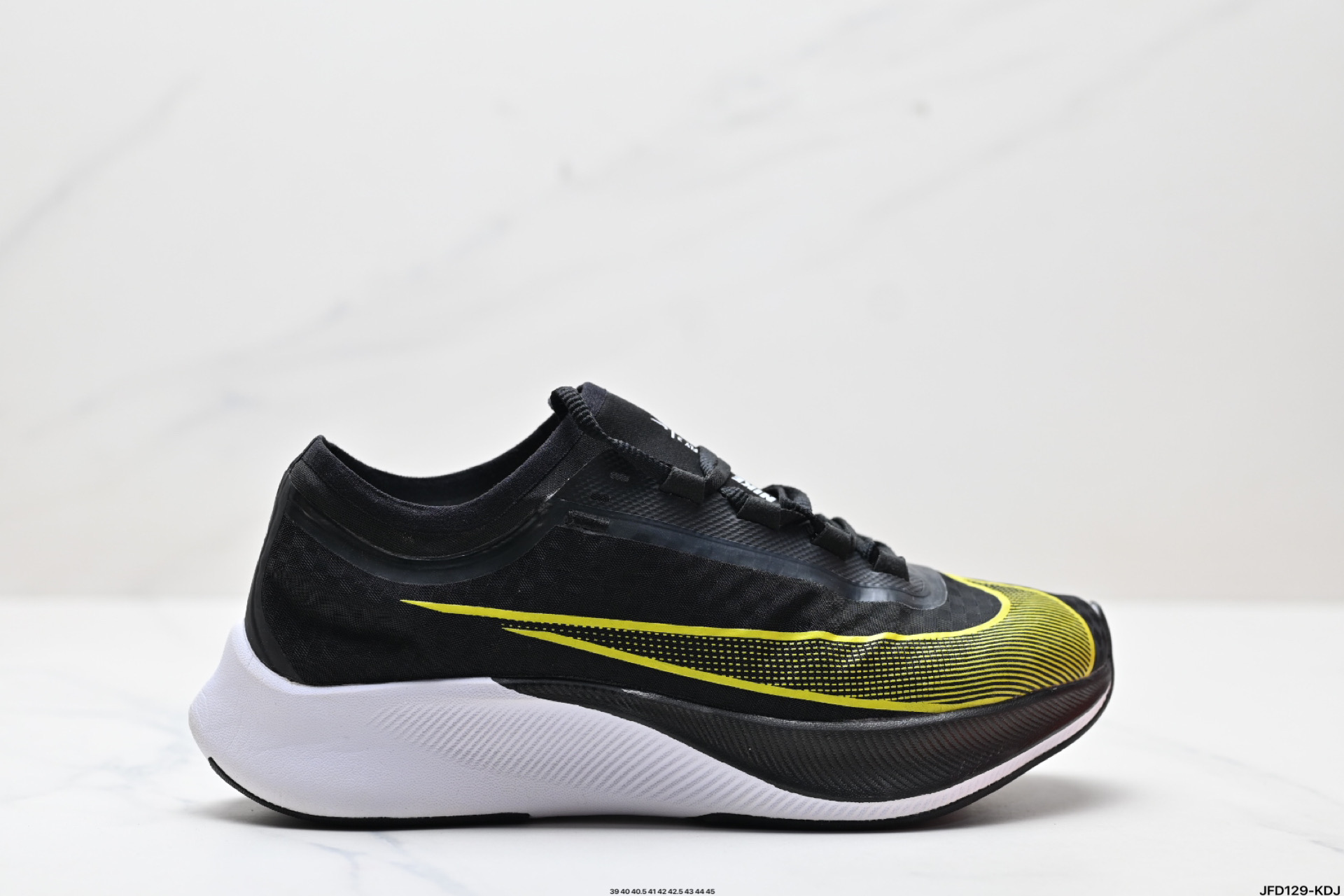180 Nike Zoom Fly 3超轻休闲缓震碳板跑步鞋  AT8240-005