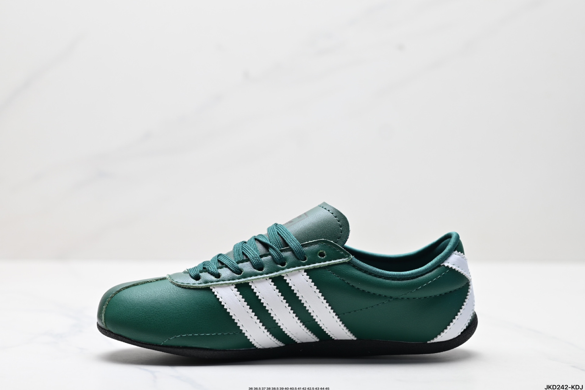 170 adida阿迪达斯TOKYO PACK舒适百搭经典休闲运动鞋   JR1270