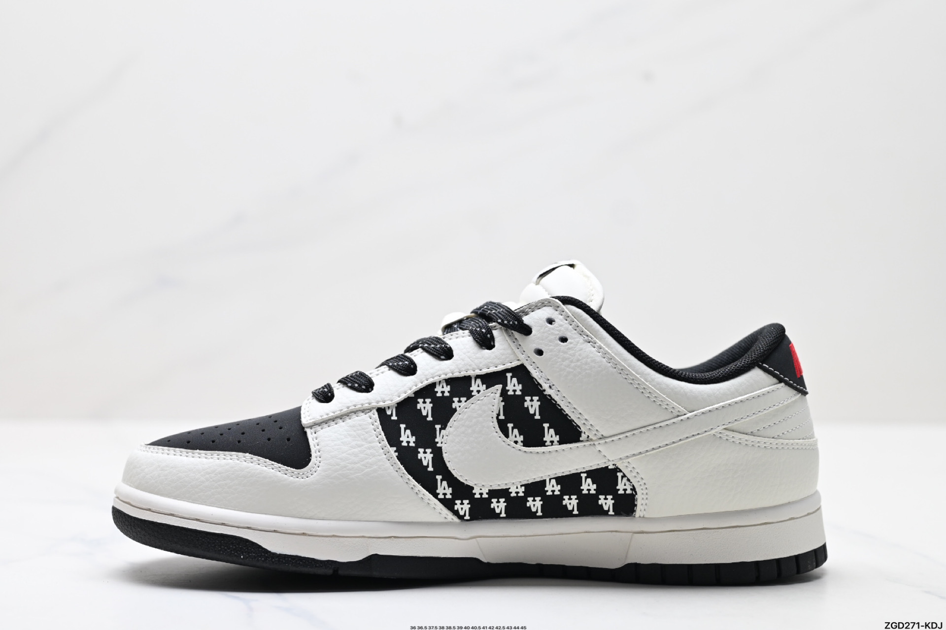 300 NK Dunk Low Retro “DIY高端定制” 低帮休闲运动板鞋   CS1688-001