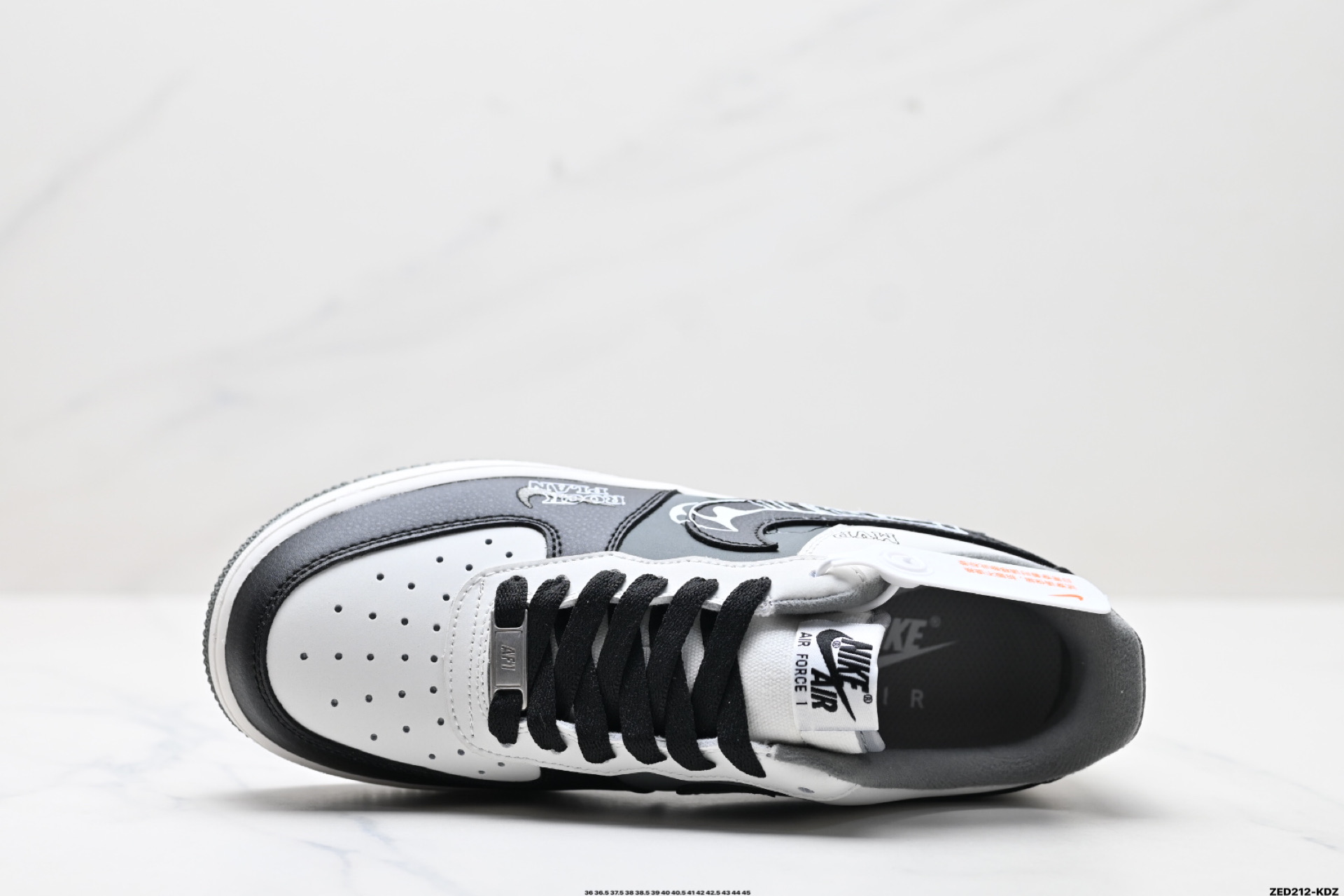 270 NIKE AIR FORCE 1‘07 LV8   DB3301-660