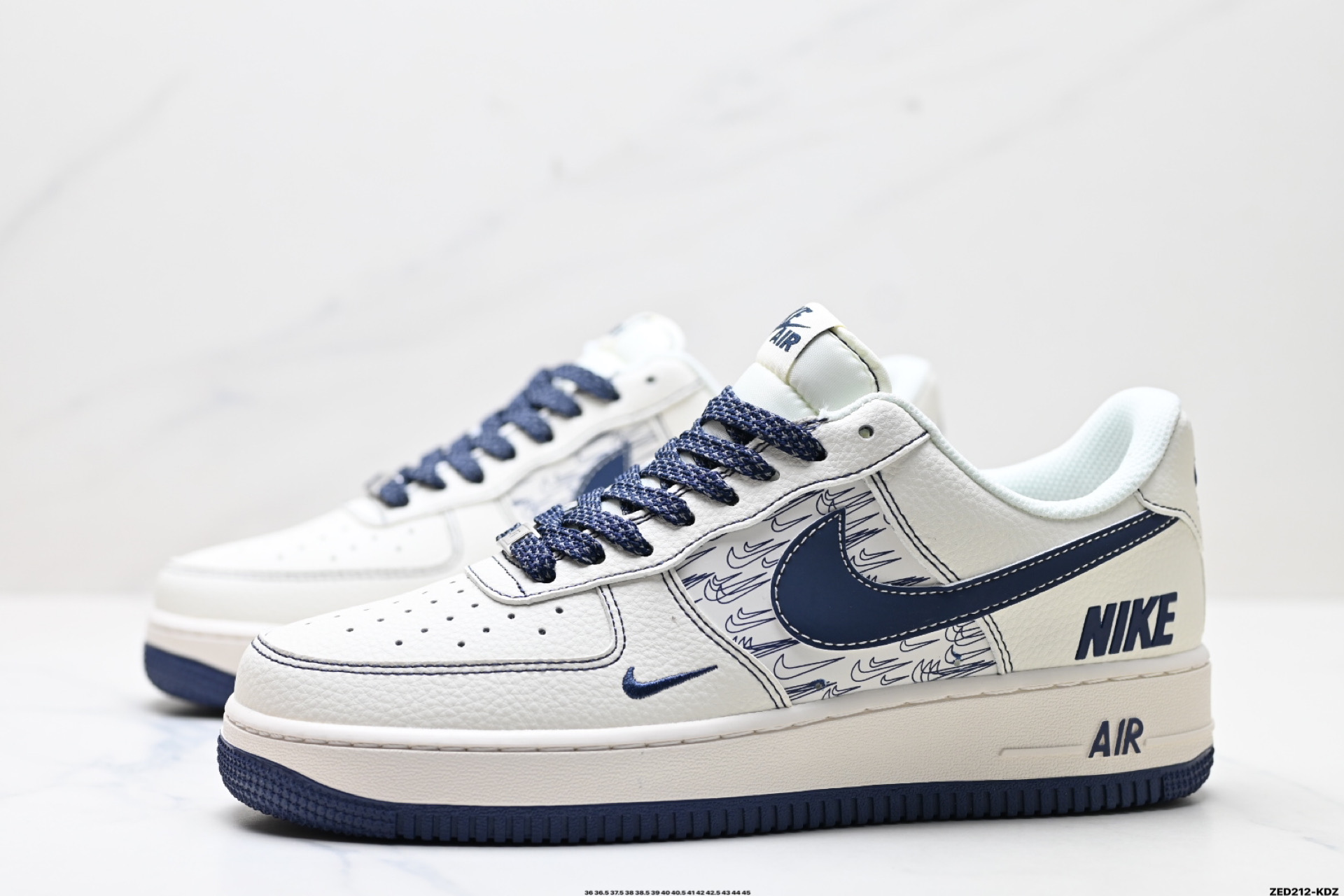 270 NIKE AIR FORCE 1‘07 LV8   HH7518-069