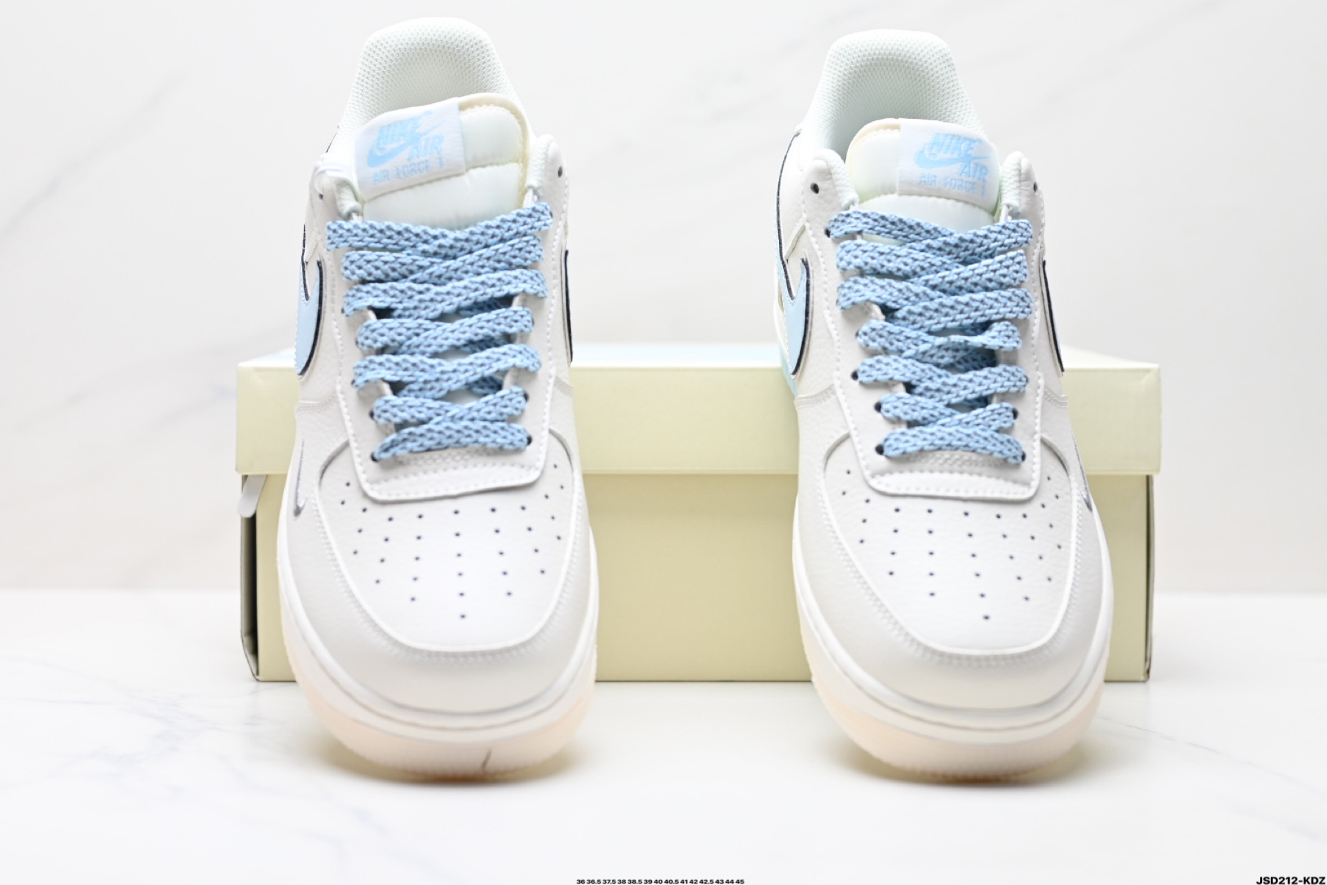 210 NIKE AIR FORCE 1‘07  JJ0253-008