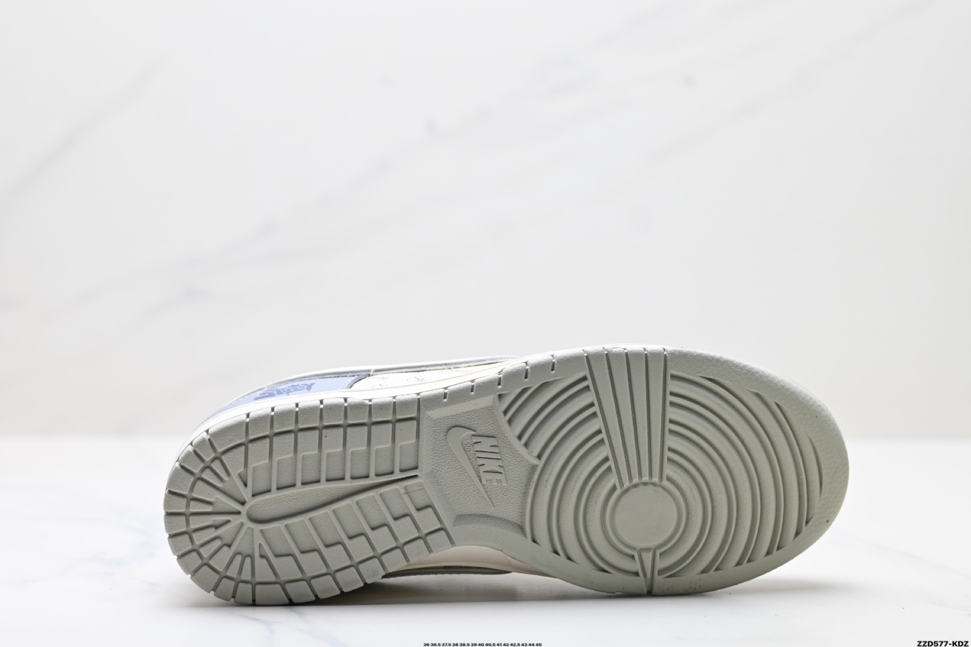260 NK Dunk Low Retro “DIY高端定制” 低帮休闲运动板鞋   JY6988-105