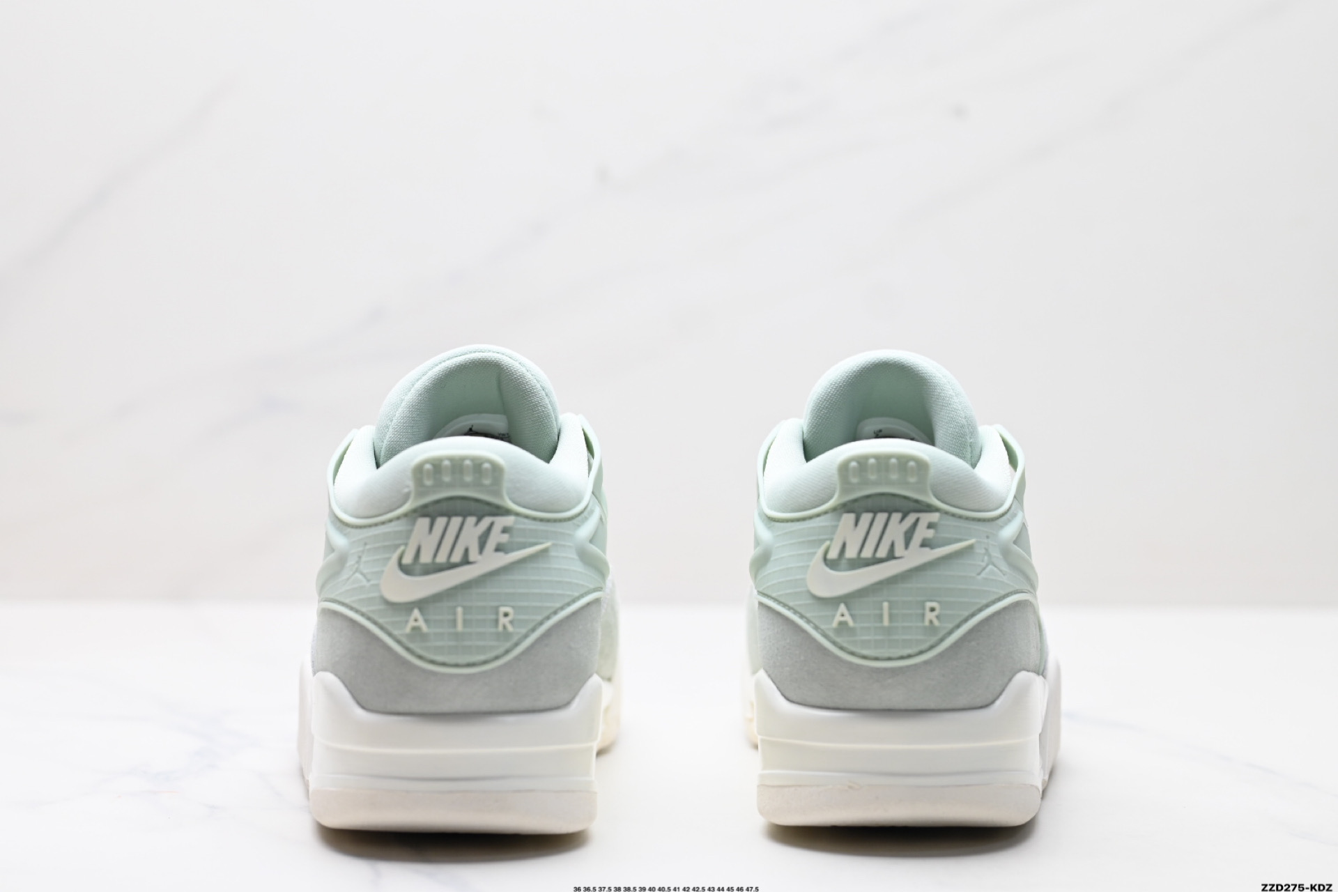 260 Nike Air Jordan 4 RM 防滑 低帮 复古篮球鞋 橡胶耐磨防滑大底  FQ7940-003
