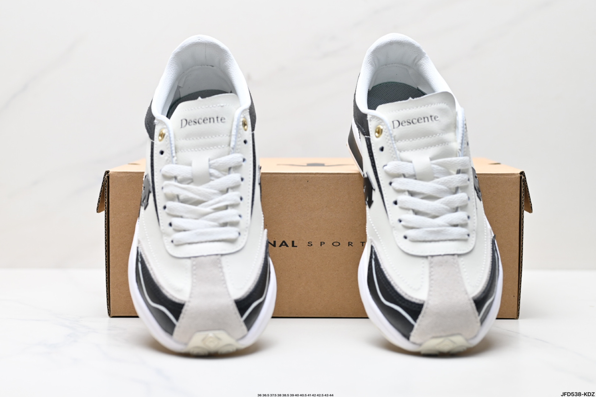 180 迪桑特DESCENTE CHRON RACER 舒适百搭 防滑耐磨 低帮 生活休闲鞋  SP353LCR76