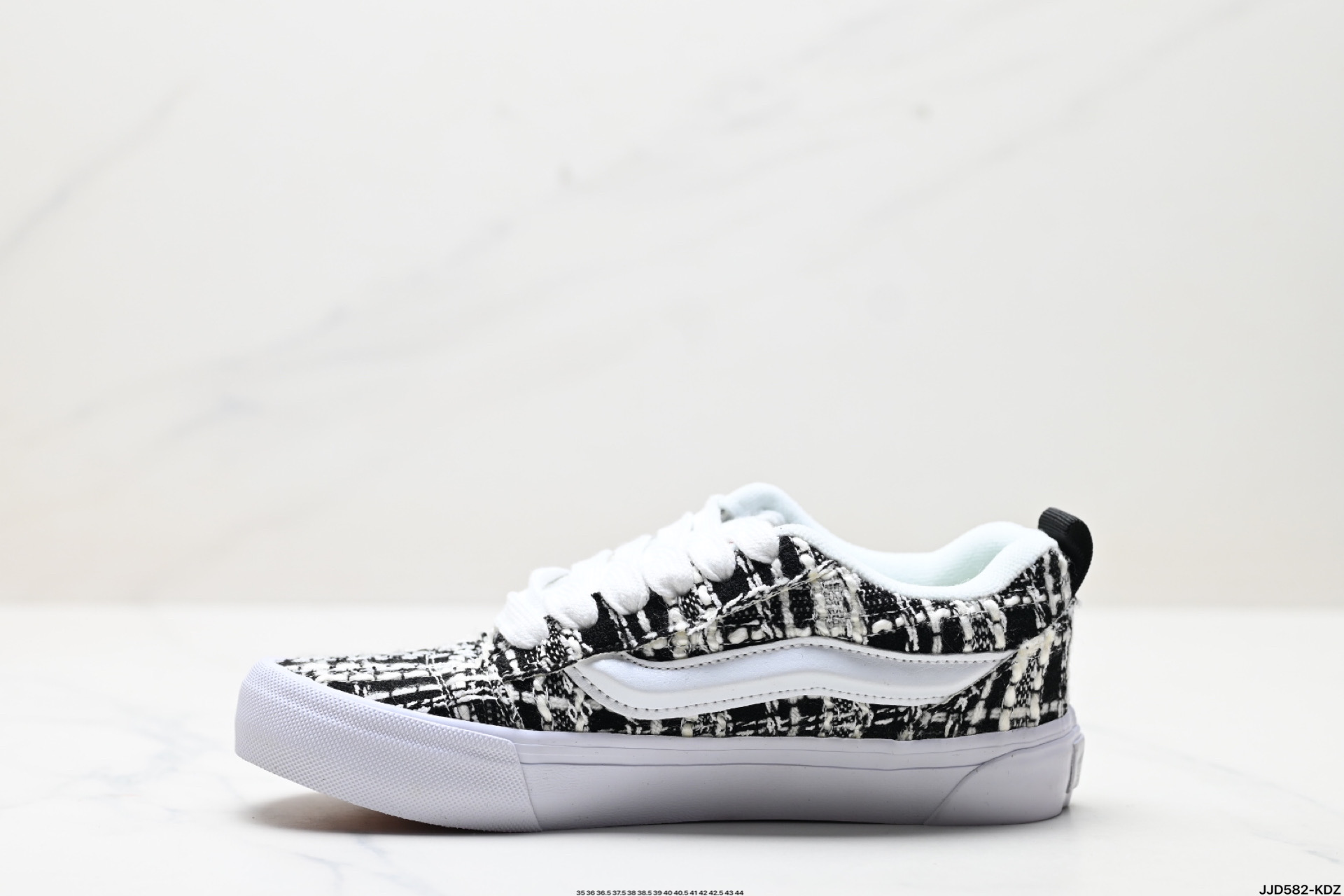 140 范斯Vans Knu-Skool 千鸟格 小香风 耐磨 低帮 板鞋
