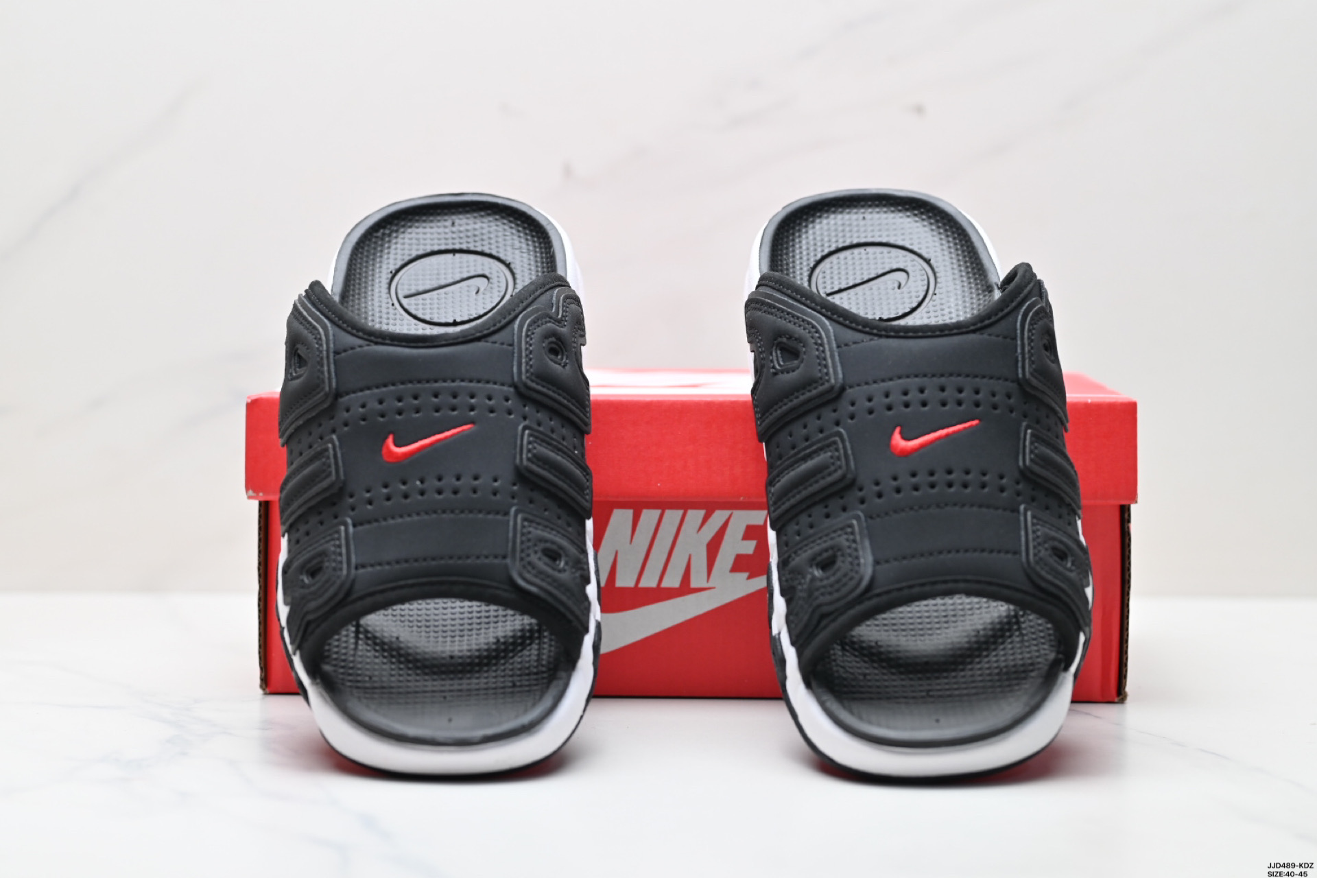 140 NIKE AIR MORE UPTEMPO SLIDE皮蓬拖鞋  DV2132-001