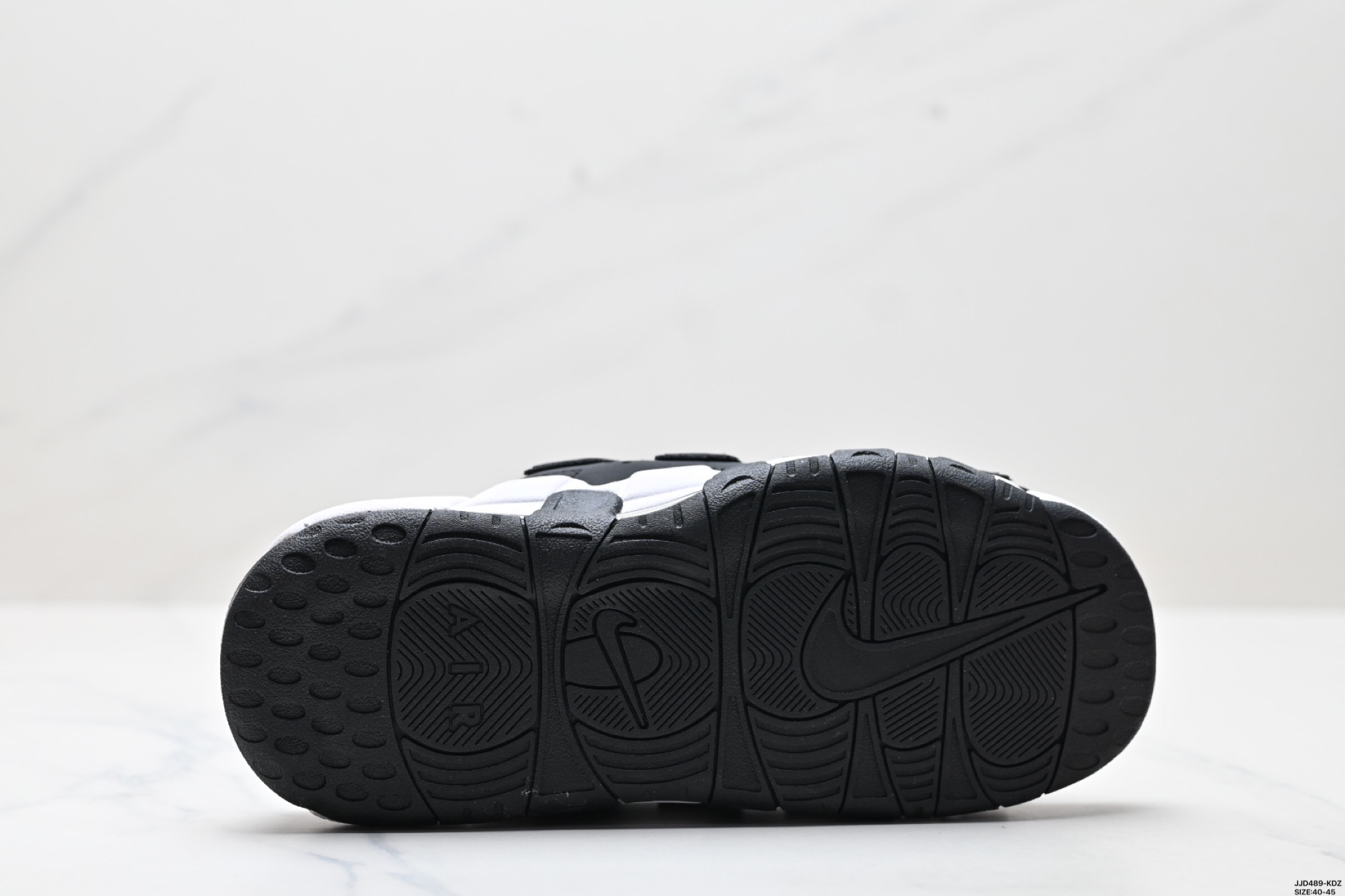 140 NIKE AIR MORE UPTEMPO SLIDE皮蓬拖鞋  DV2132-001