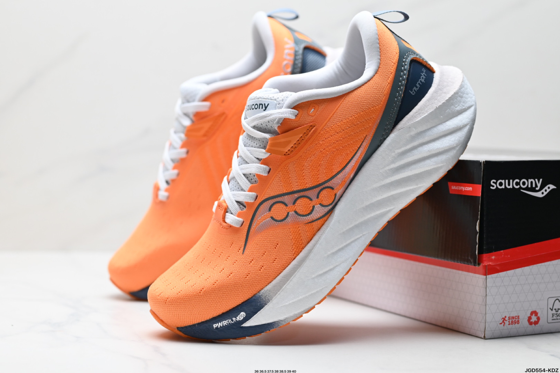190 Saucony TRIUMPH 22 索康尼胜利 旗舰级缓震 慢跑减震透气 低帮训练跑步鞋  S20964-200