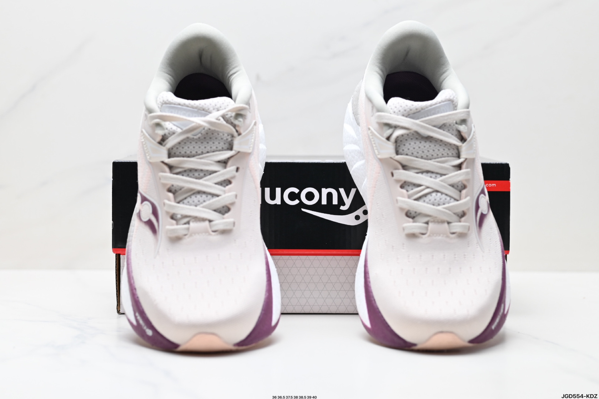 190 Saucony TRIUMPH 22 索康尼胜利 旗舰级缓震 慢跑减震透气 低帮训练跑步鞋  S10964-245