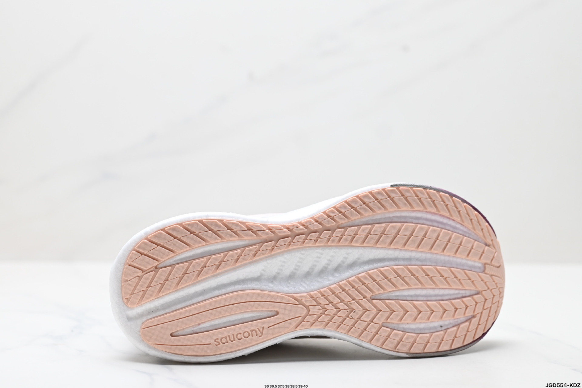 190 Saucony TRIUMPH 22 索康尼胜利 旗舰级缓震 慢跑减震透气 低帮训练跑步鞋  S10964-245