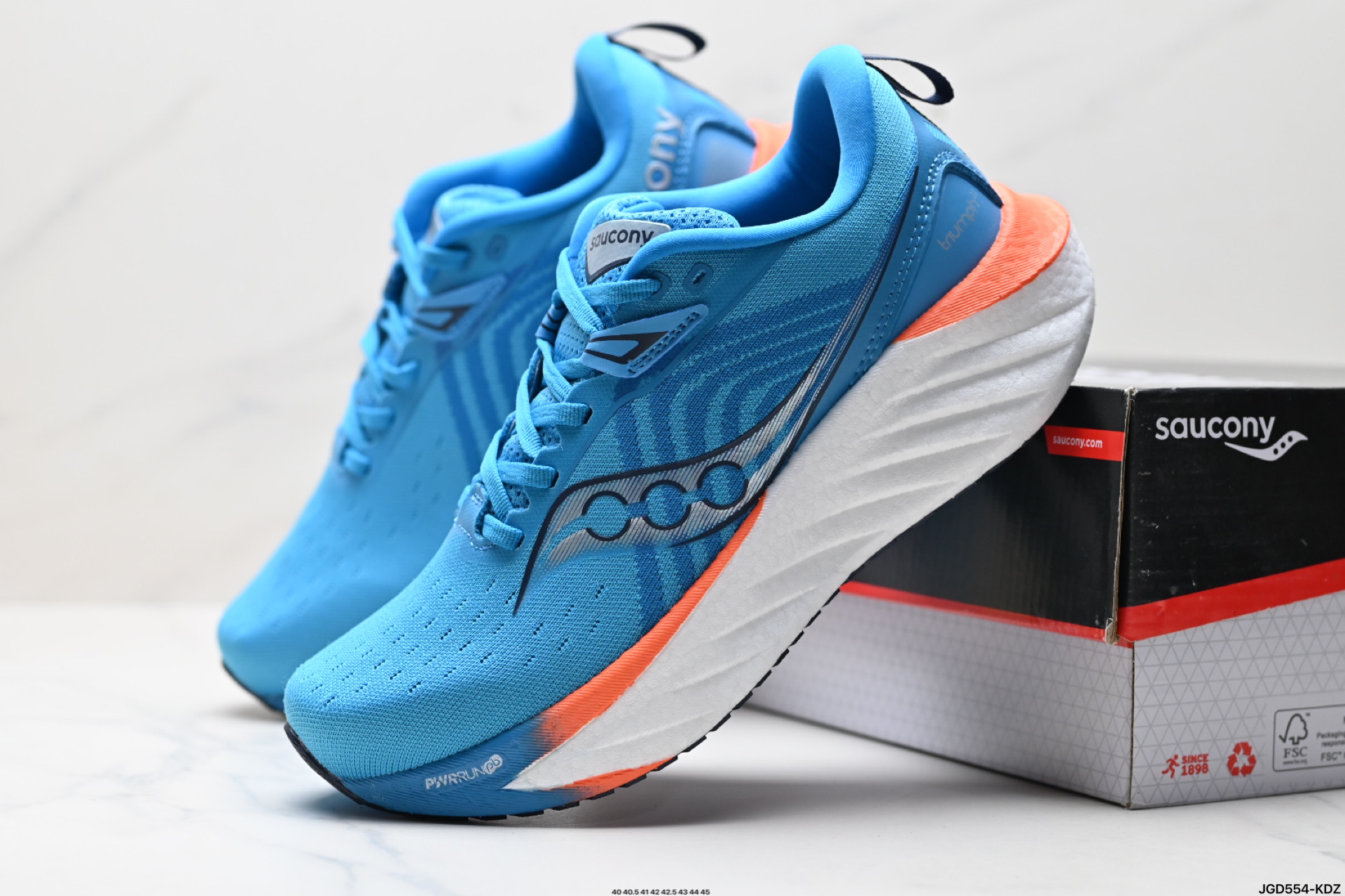 190 Saucony TRIUMPH 22 索康尼胜利 旗舰级缓震 慢跑减震透气 低帮训练跑步鞋  S20964-200