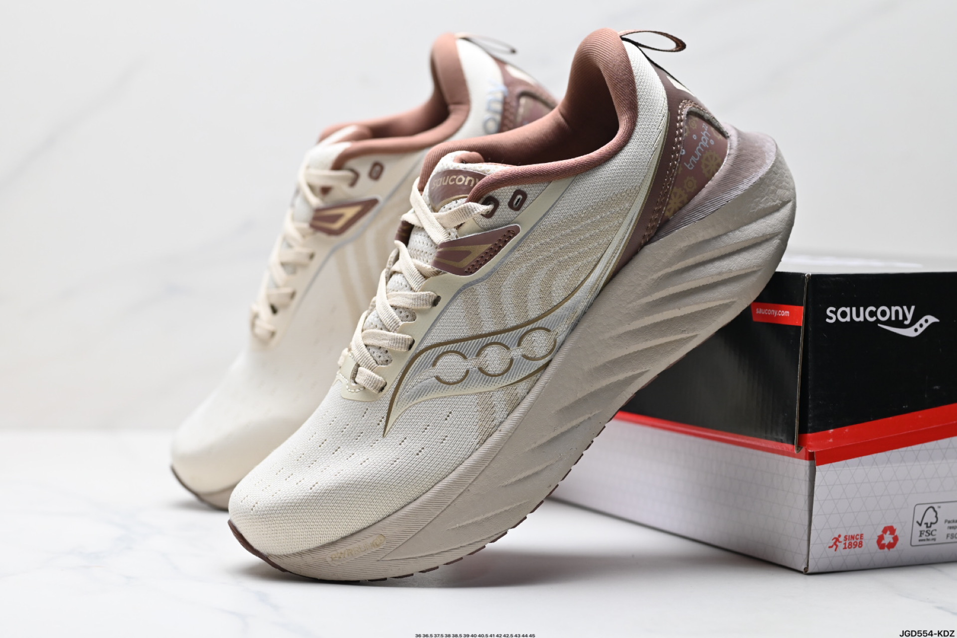 190 Saucony TRIUMPH 22 索康尼胜利 旗舰级缓震 慢跑减震透气 低帮训练跑步鞋  S20964-200