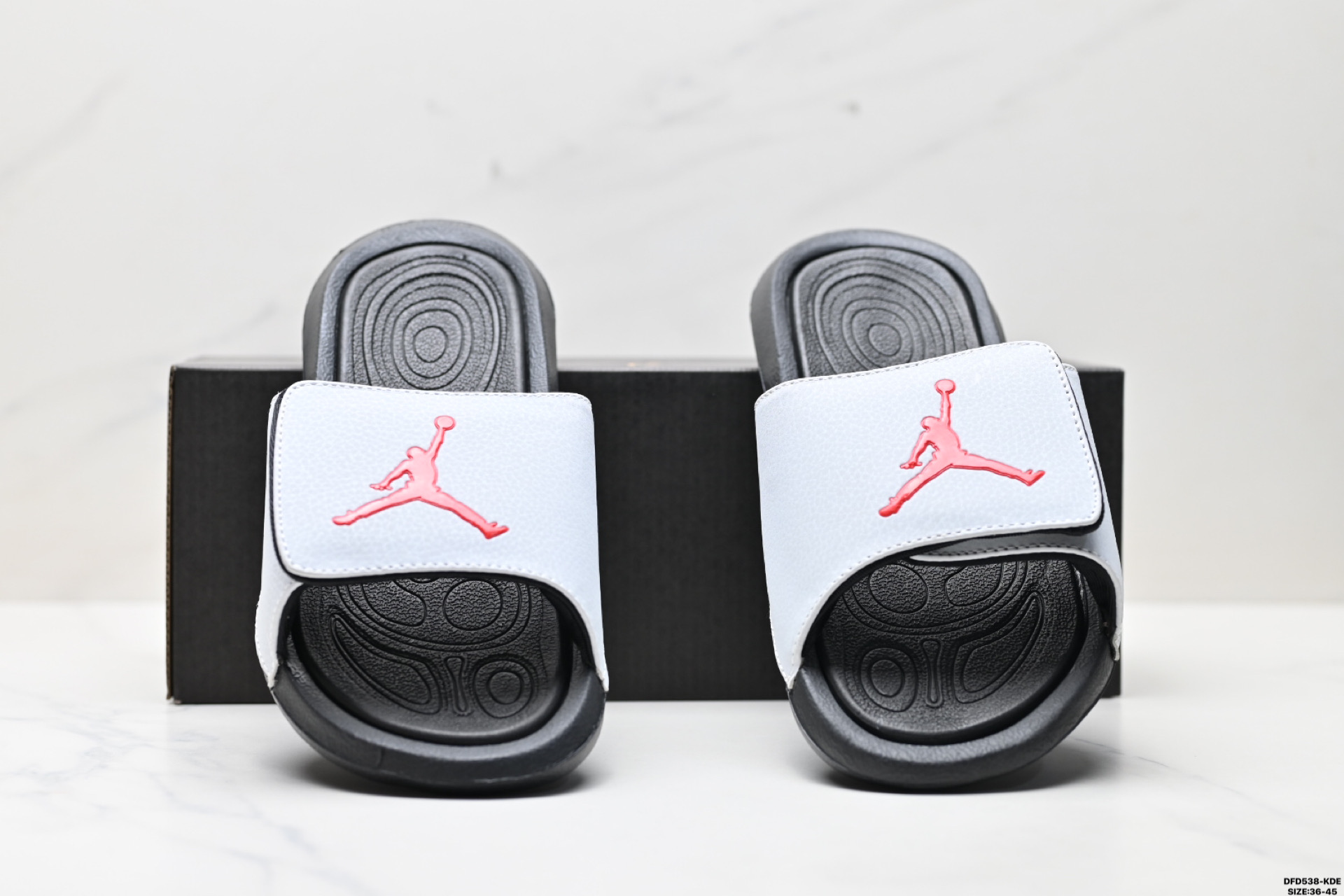 70  NIKE AIR JORDAN HYDRO XIII RETRO BG 耐克 魔术贴运动拖鞋 尺码:36-45 ID:DFD538-KDE