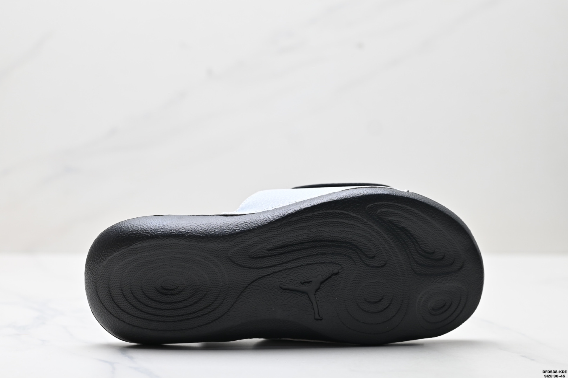 70  NIKE AIR JORDAN HYDRO XIII RETRO BG 耐克 魔术贴运动拖鞋 尺码:36-45 ID:DFD538-KDE
