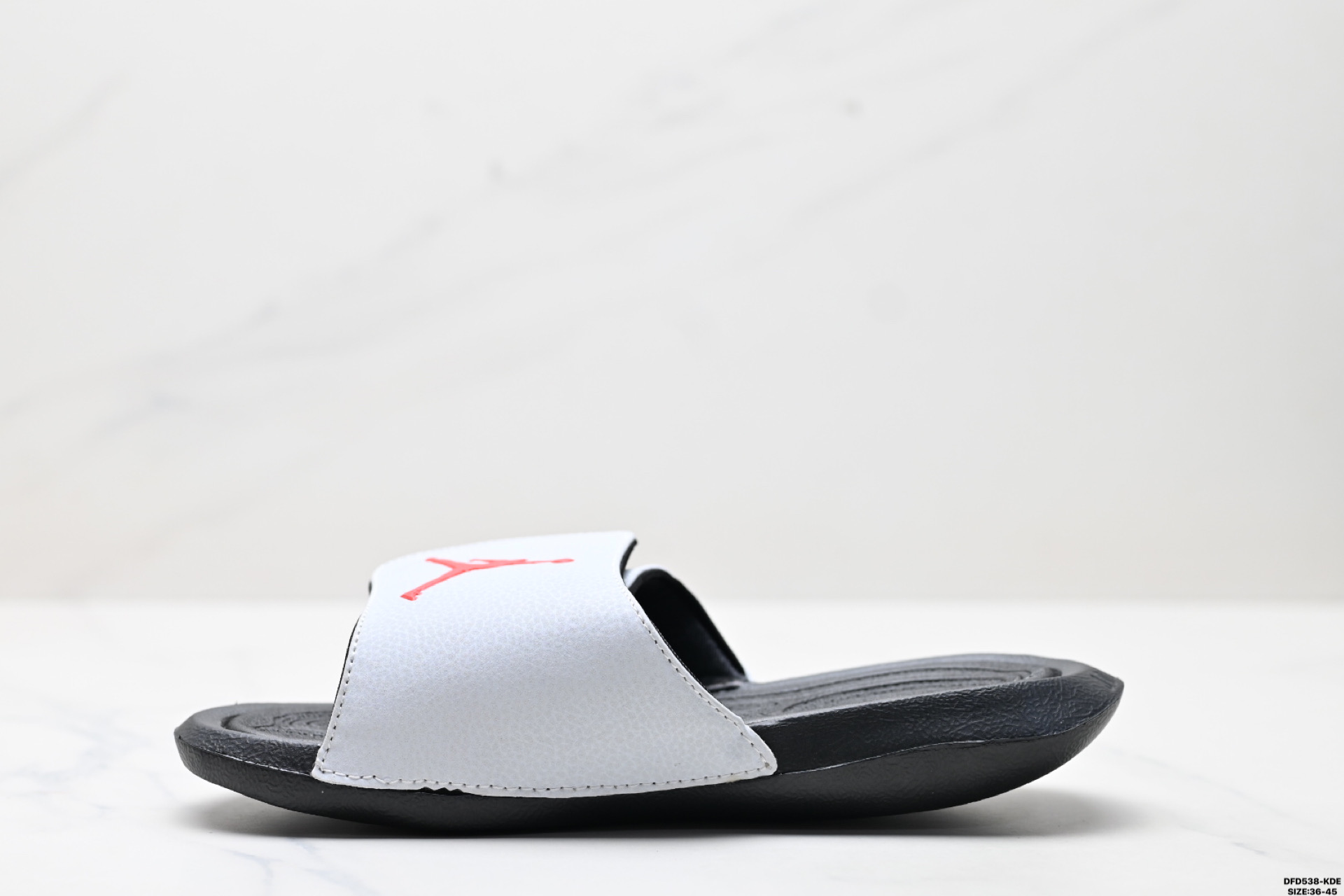 70  NIKE AIR JORDAN HYDRO XIII RETRO BG 耐克 魔术贴运动拖鞋 尺码:36-45 ID:DFD538-KDE
