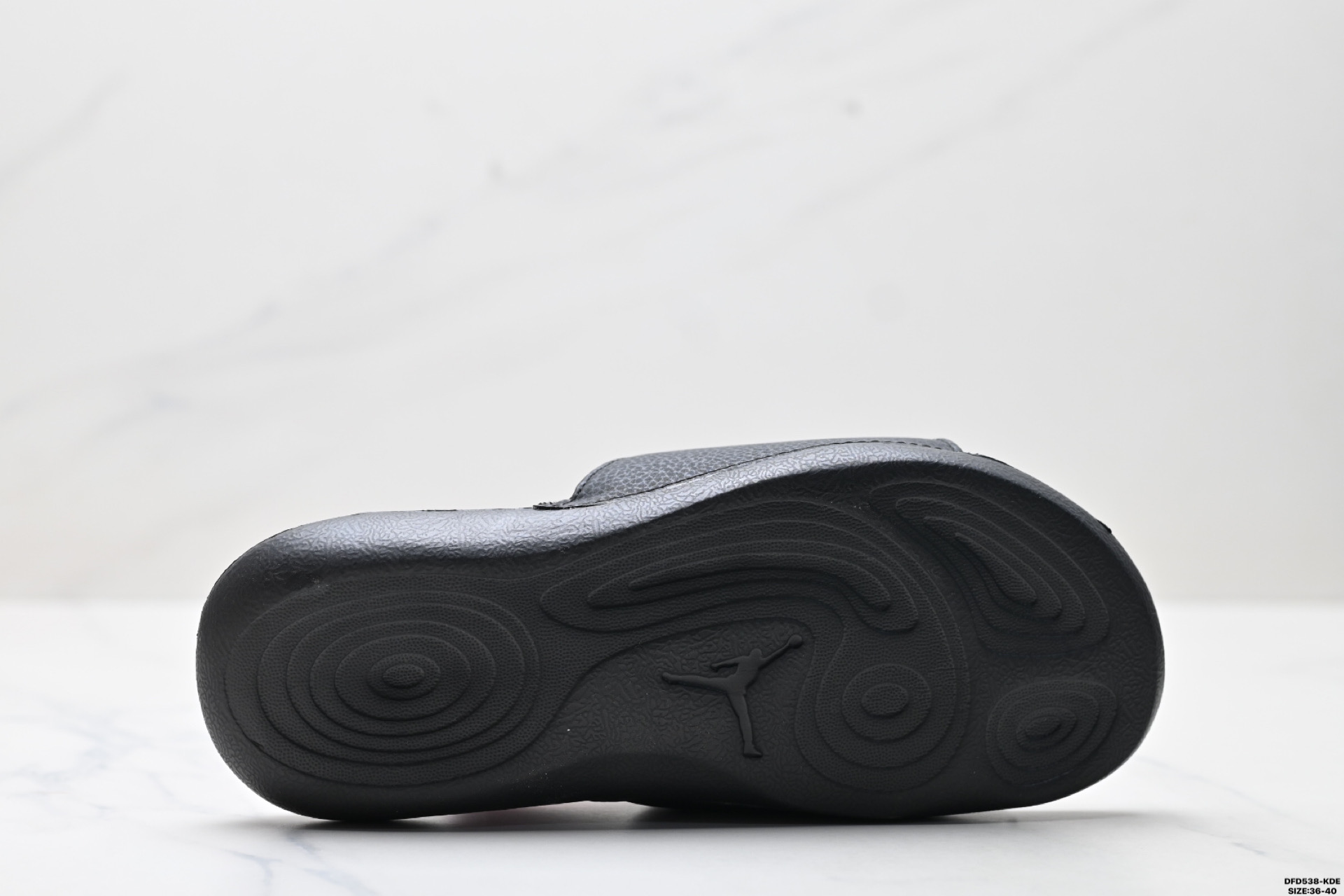 70  NIKE AIR JORDAN HYDRO XIII RETRO BG 耐克 魔术贴运动拖鞋 尺码:36-40 ID:DFD538-KDE