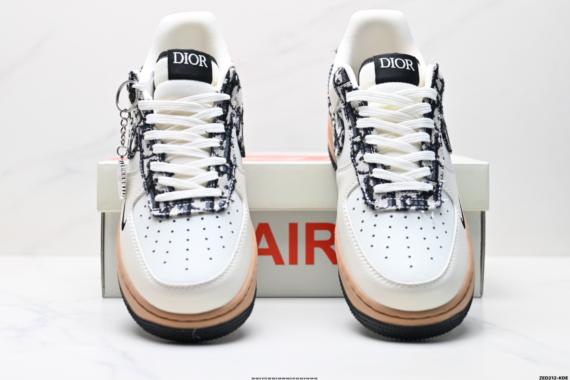 270 NIKE AIR FORCE 1‘07 LV8    KK1988-048