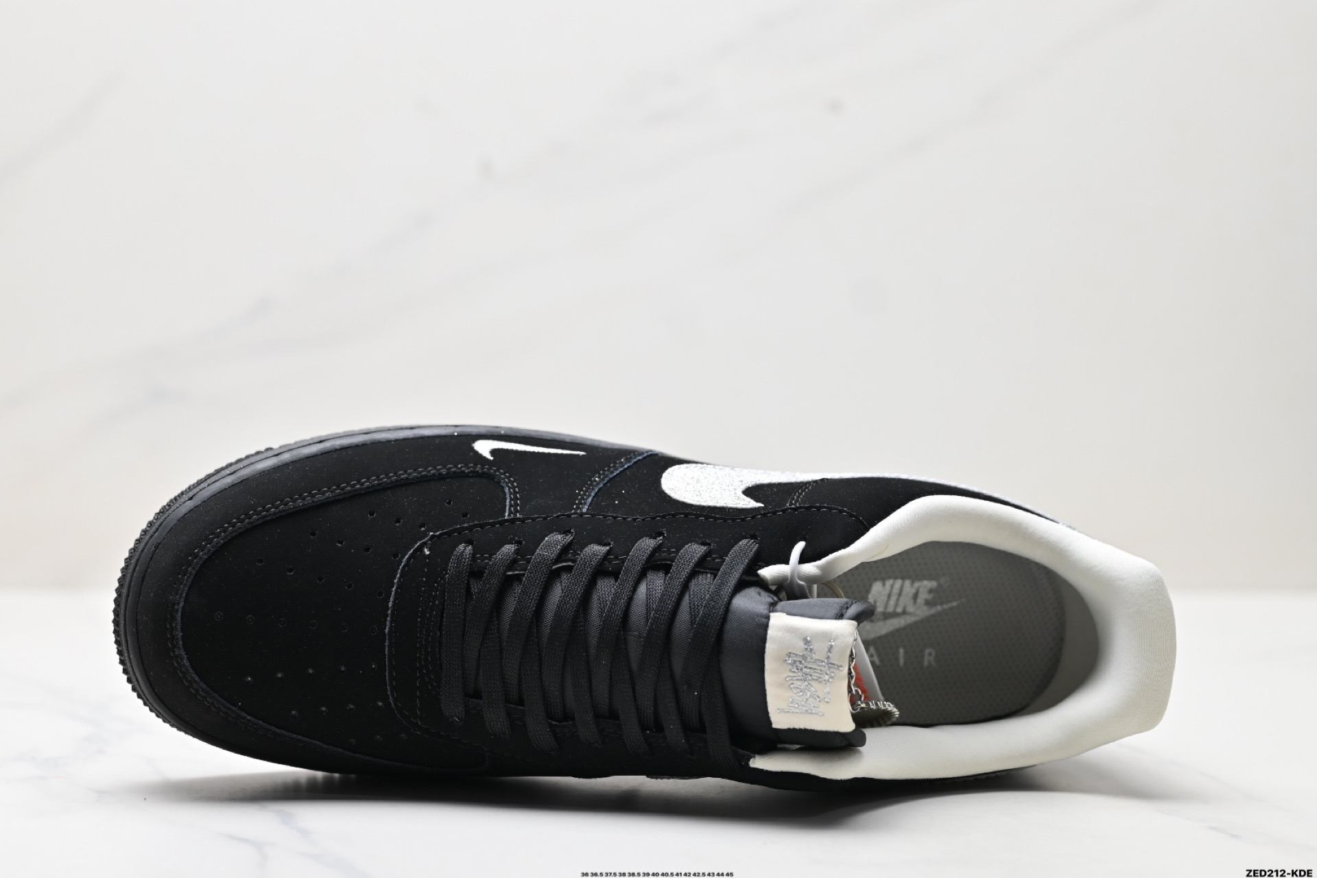 270 NIKE AIR FORCE 1‘07 LV8 DF0188-043