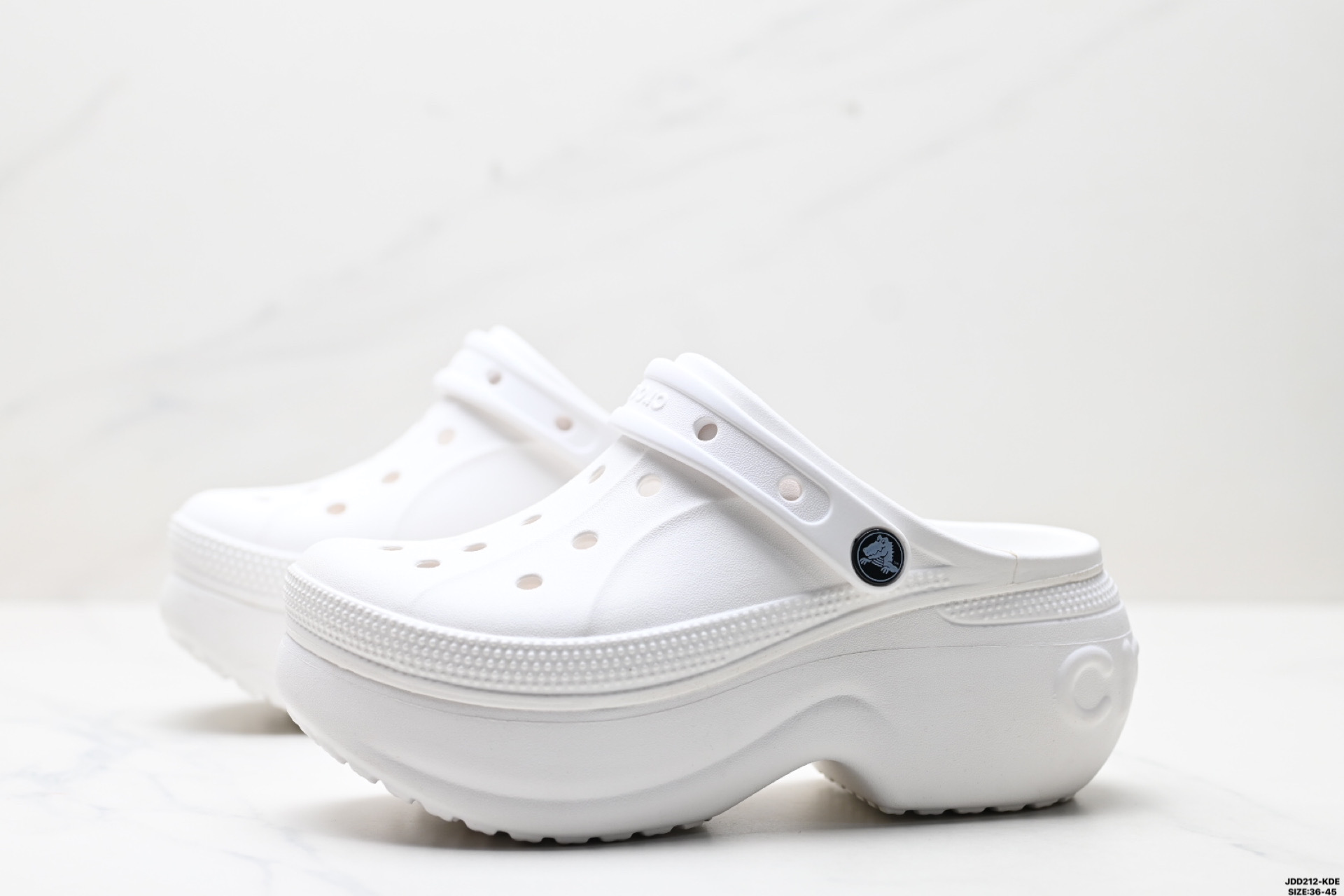 130 Crocs卡骆驰 简约圆头 防磨防滑包头拖鞋