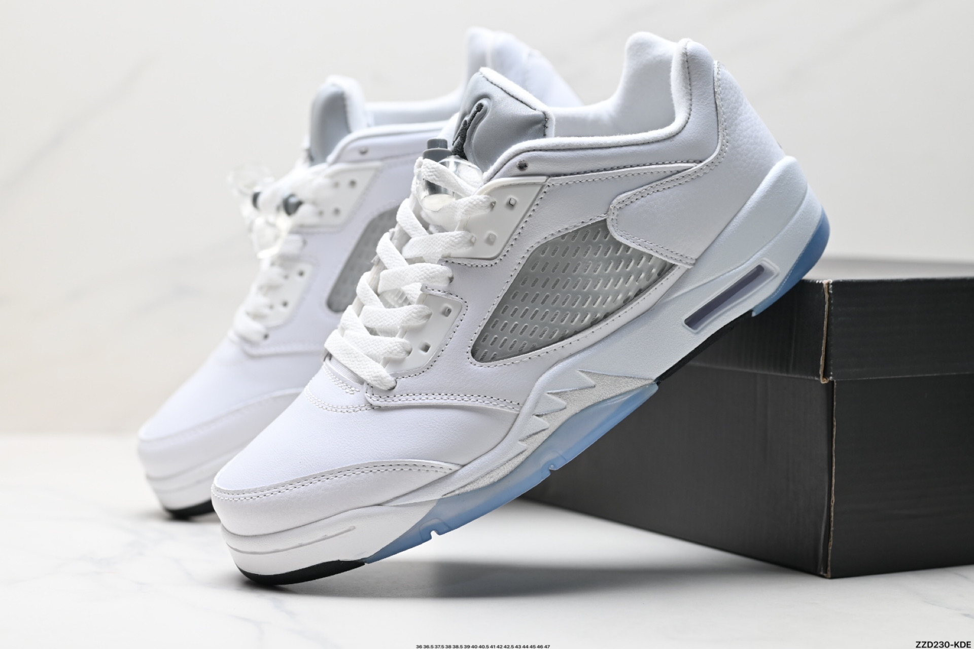 260  Nike Air Jordan 5 Retro Low迈克尔 乔丹 AJ5减震防滑篮球鞋 DX4355-015