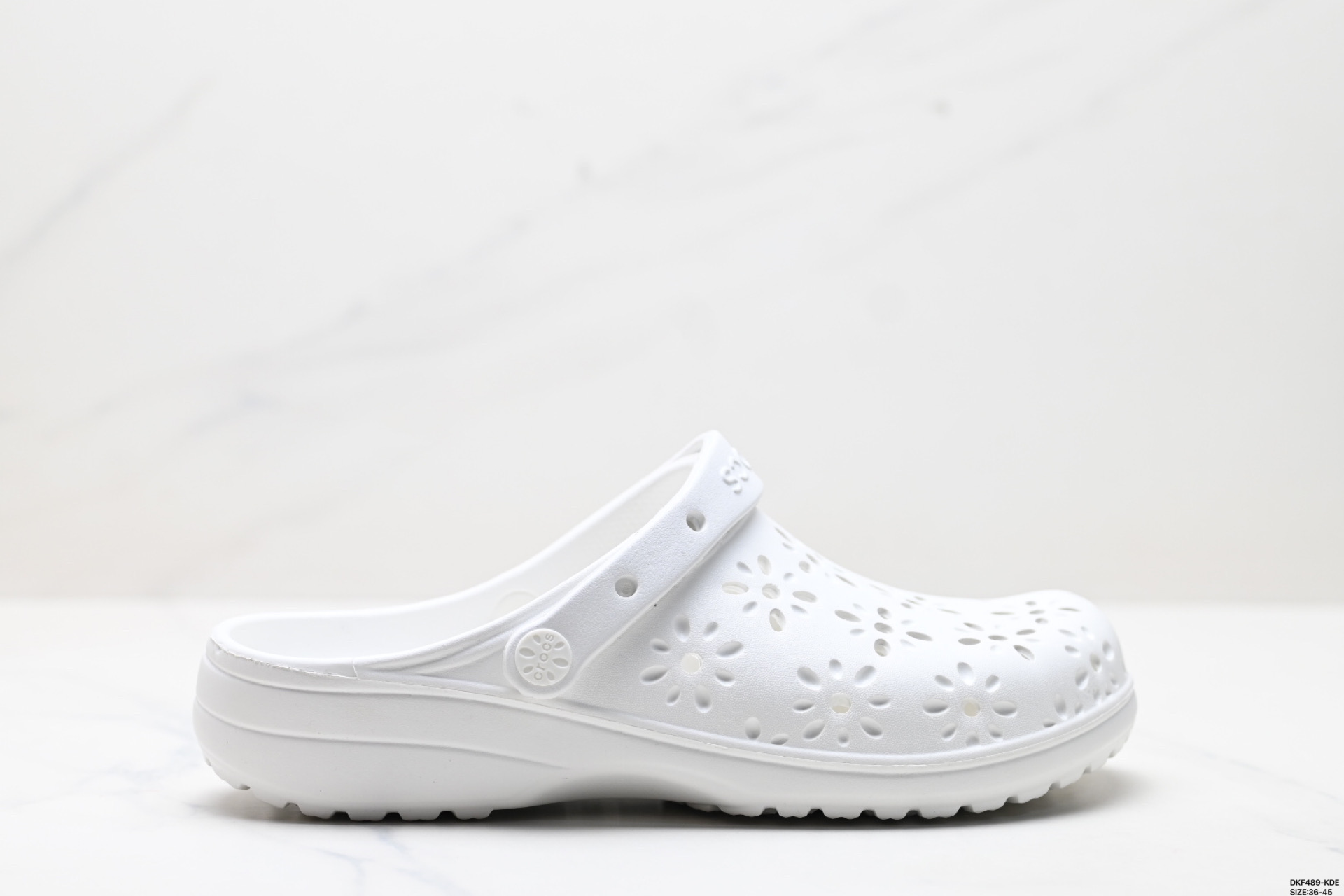 💰45
公司级✅Crocs卡骆驰 经典花蕊 EVA 轻便透气 洞洞鞋
想要对喜爱的经典洞洞鞋有全新的认识这款经典花蕊一定能满足您的需求经典 洞洞鞋型与流线型厚度的结合 让脚部线条更纤细
尺码:36-45
ID:DKF489-KDE