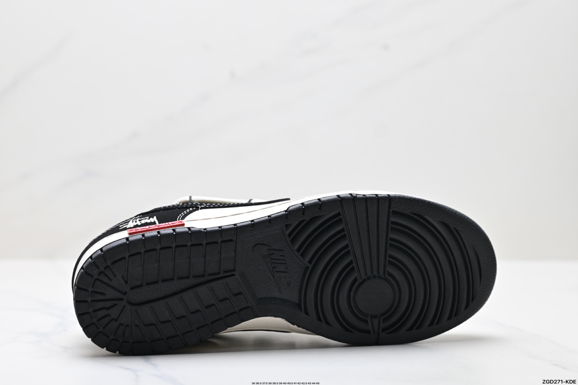 300 NK Dunk Low Retro “DIY高端定制” 低帮休闲运动板鞋   YX5066-278