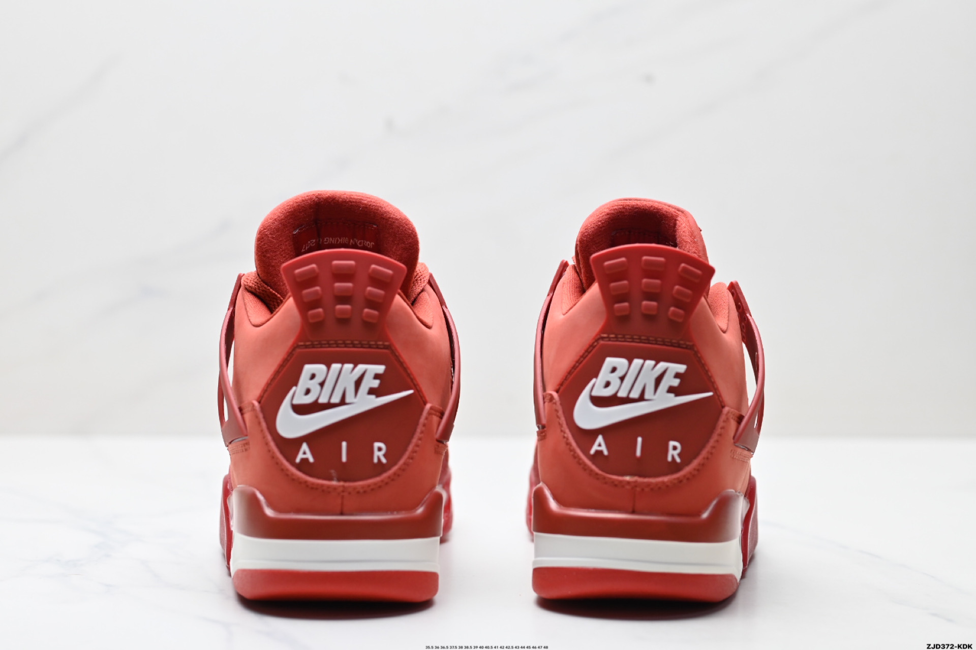 250 耐克Nike Air Jordan 4 Retro 迈克尔·乔丹AJ4代中帮复古休闲运动文化篮球鞋  HF4340-800
