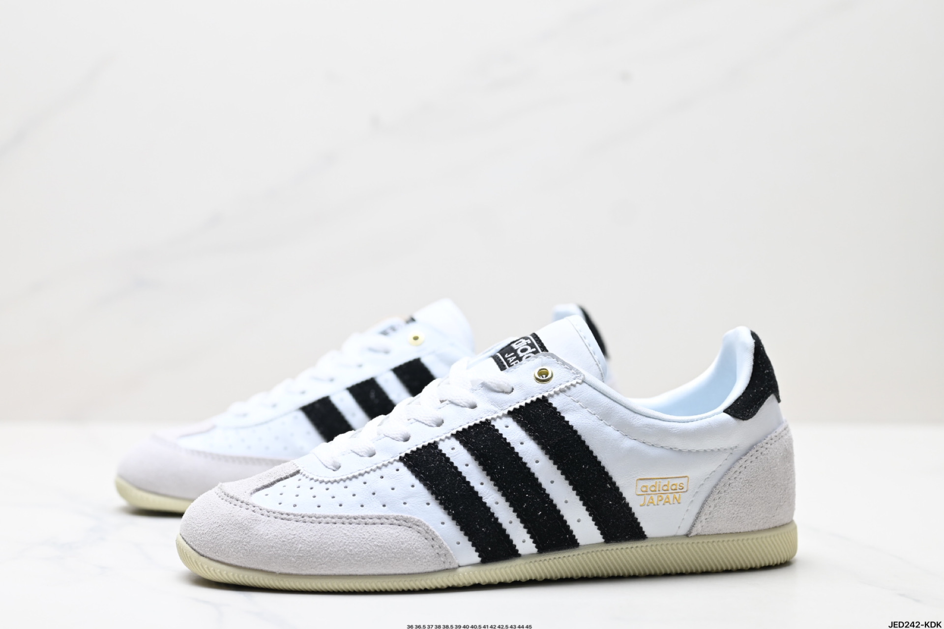 160 「T头鞋」JAPAN W复古薄底经典运动鞋女adidas阿迪达斯三叶草  lH5490