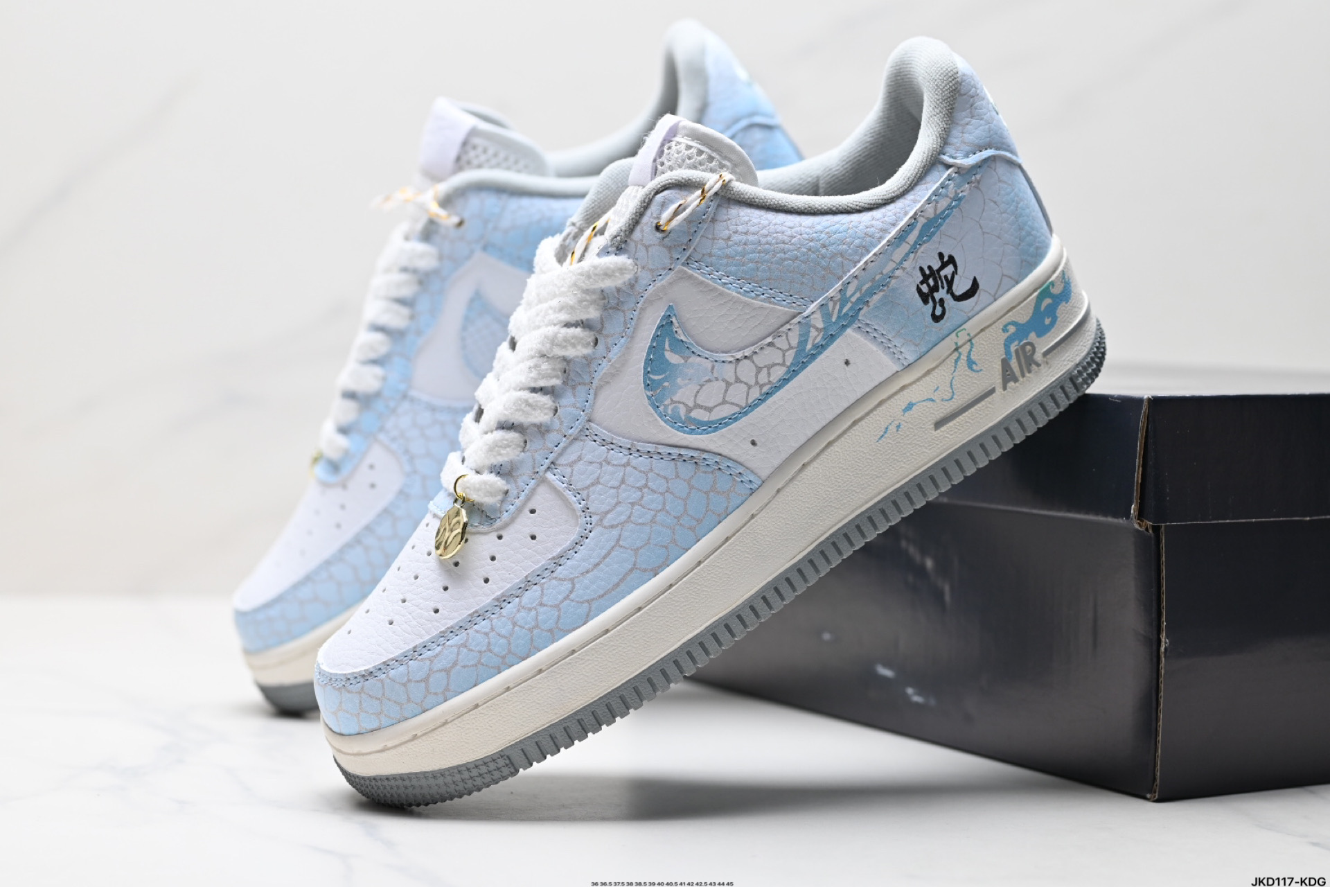 170 耐克Nike Air Force 1“07空军一号低帮百搭休闲运动板鞋 DX2678-100
