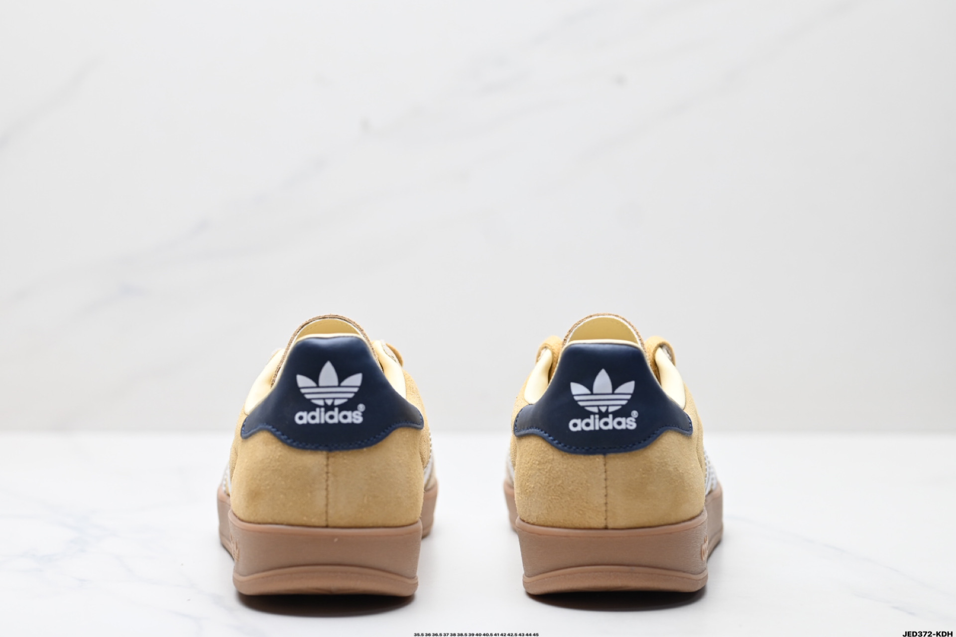 160 adidas Originals Gazelle Indoor 三叶草休闲防滑耐磨低帮板鞋  JI3523