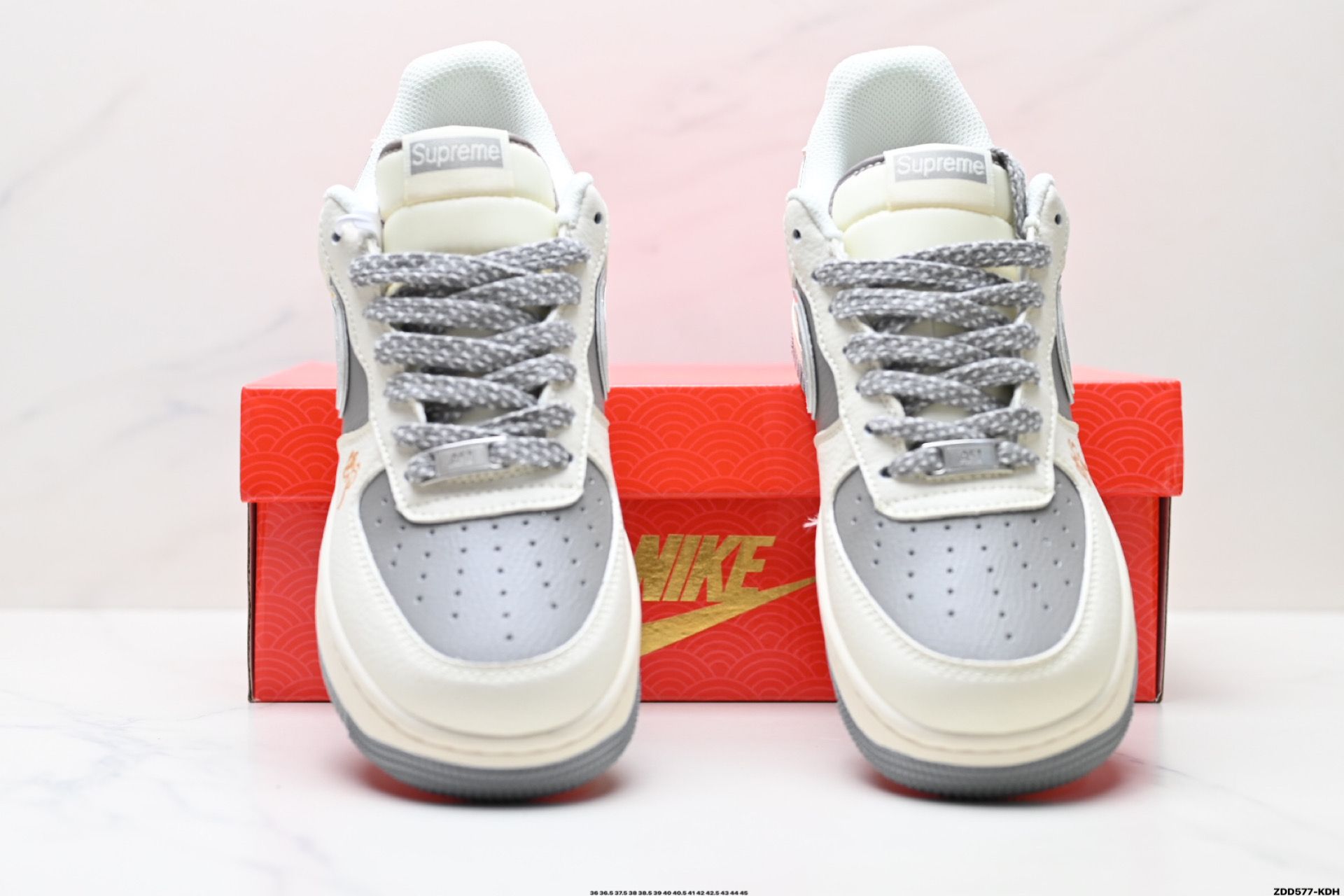 240 NIKE AIR FORCE 1‘07 LV8  QY6818-603