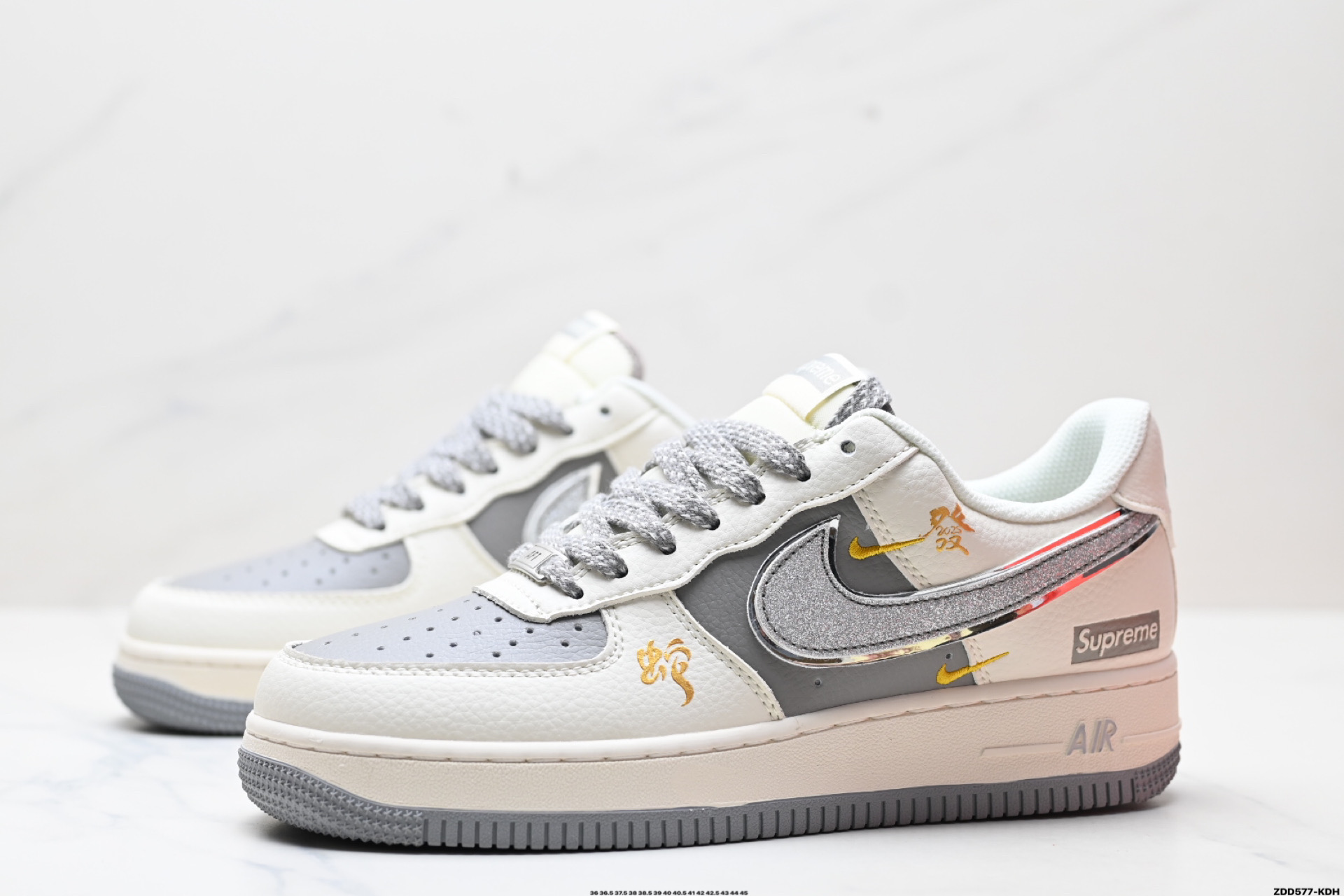 240 NIKE AIR FORCE 1‘07 LV8  QY6818-603