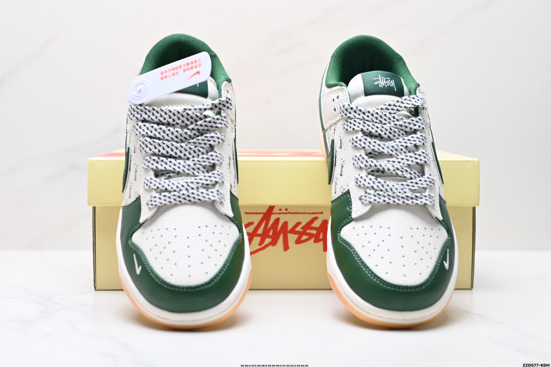 260 NK Dunk Low Retro “DIY高端定制” 低帮休闲运动板鞋  SD6868-101