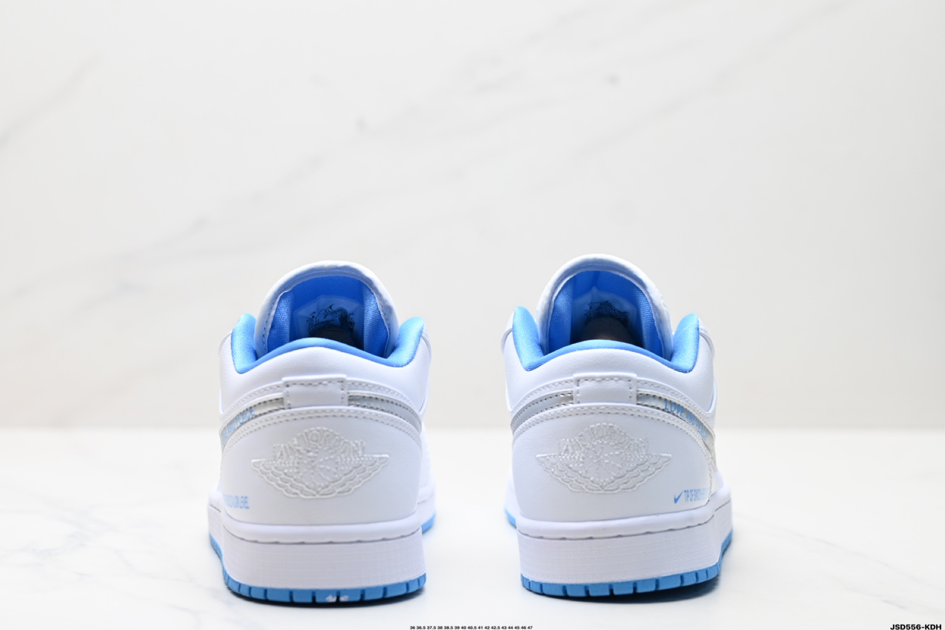 210 Nike Air Jordan 1 Low AJ1乔1低帮休闲板鞋  AO9944-441