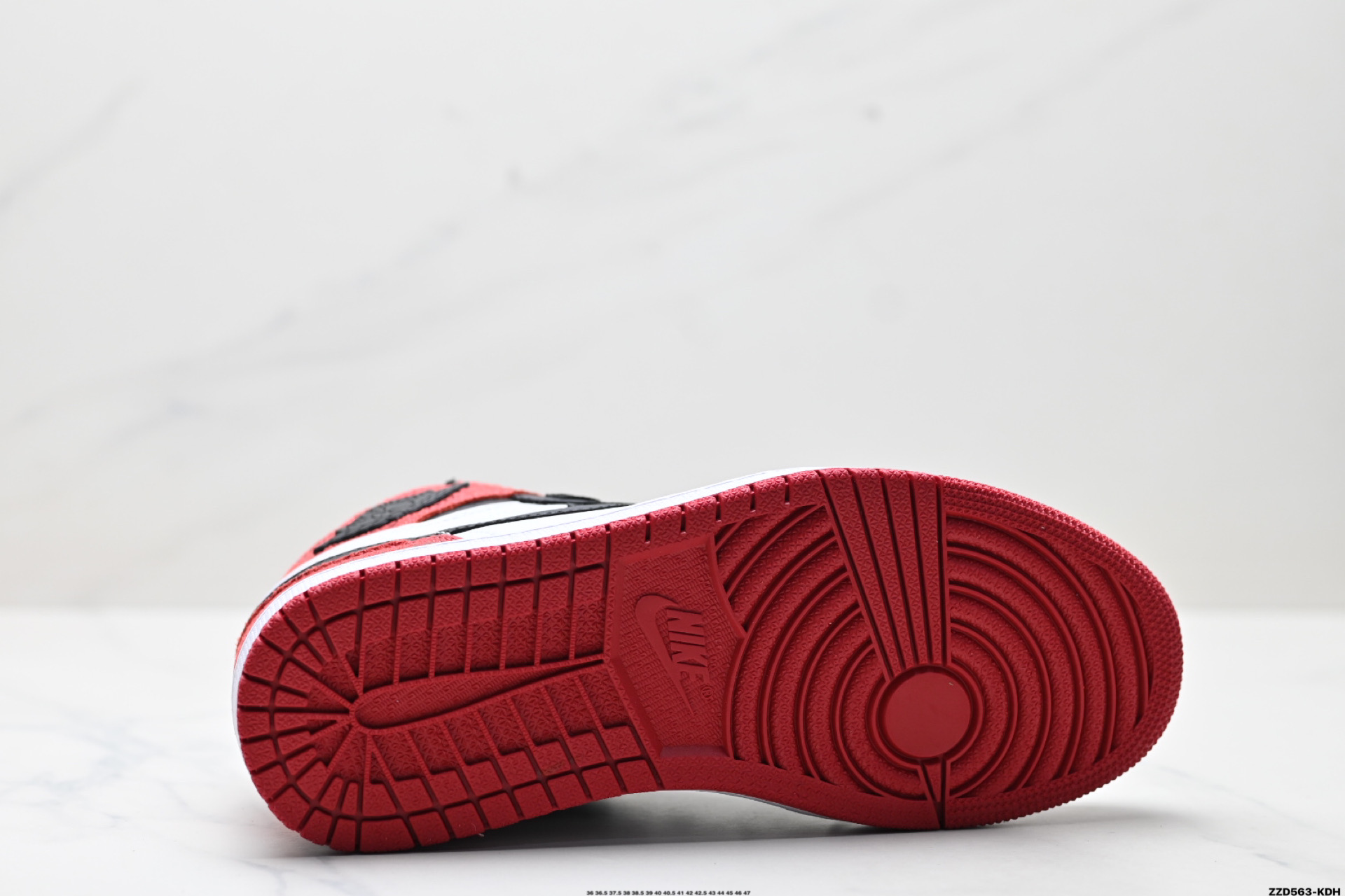 260 Nike Air Jordan 1 Retro High OG AJ1代迈克尔·乔丹高帮耐克经典复古百搭休闲文化运动篮球鞋 FD2596-602