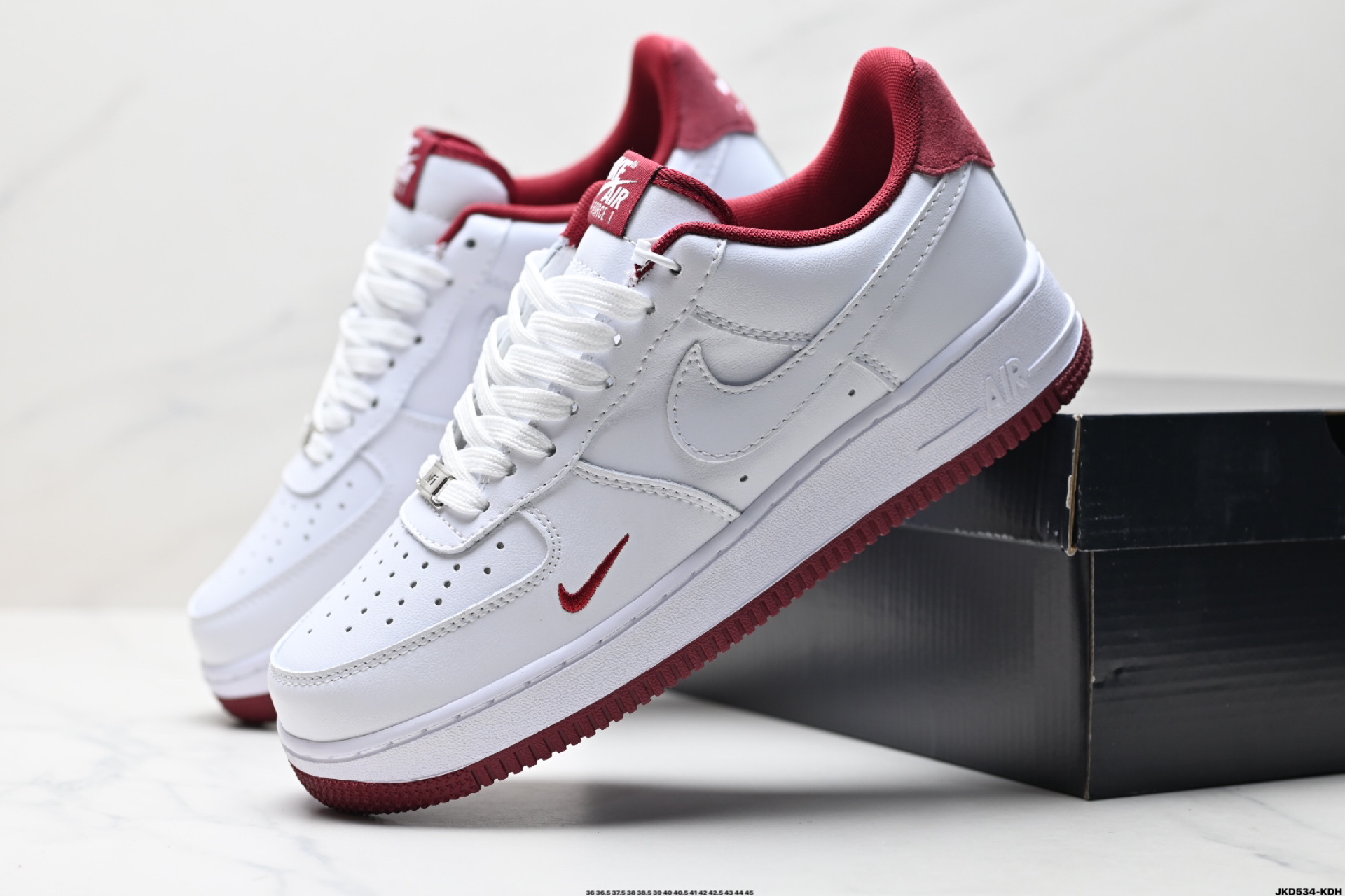 170 耐克Nike Air Force 1’07 low空军一号低帮百搭休闲运动板鞋 HM9483-100