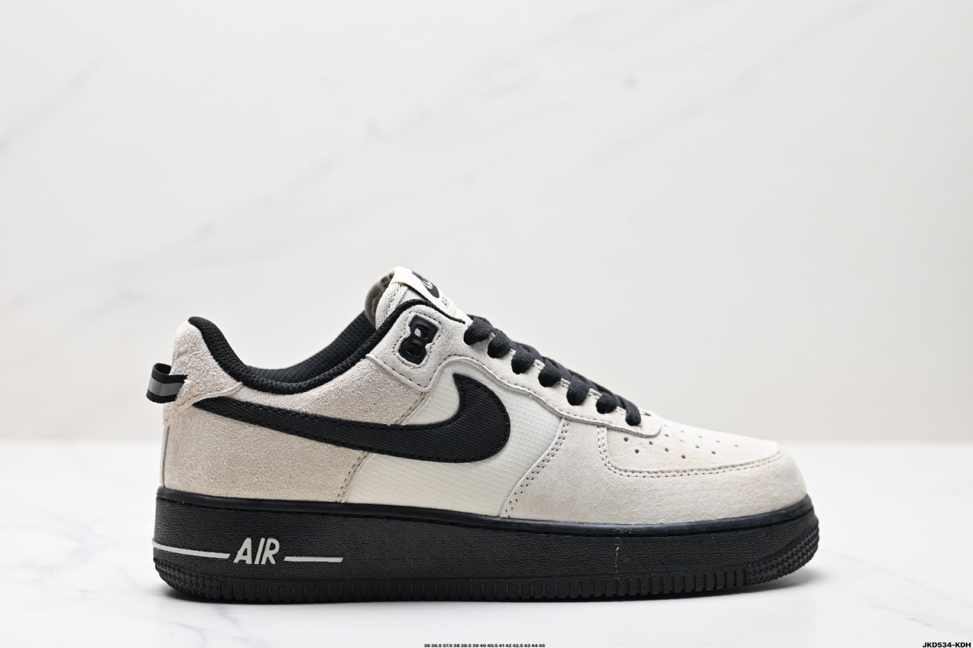 170 耐克Nike Air Force 1’07 low空军一号低帮百搭休闲运动板鞋  HM9483-100