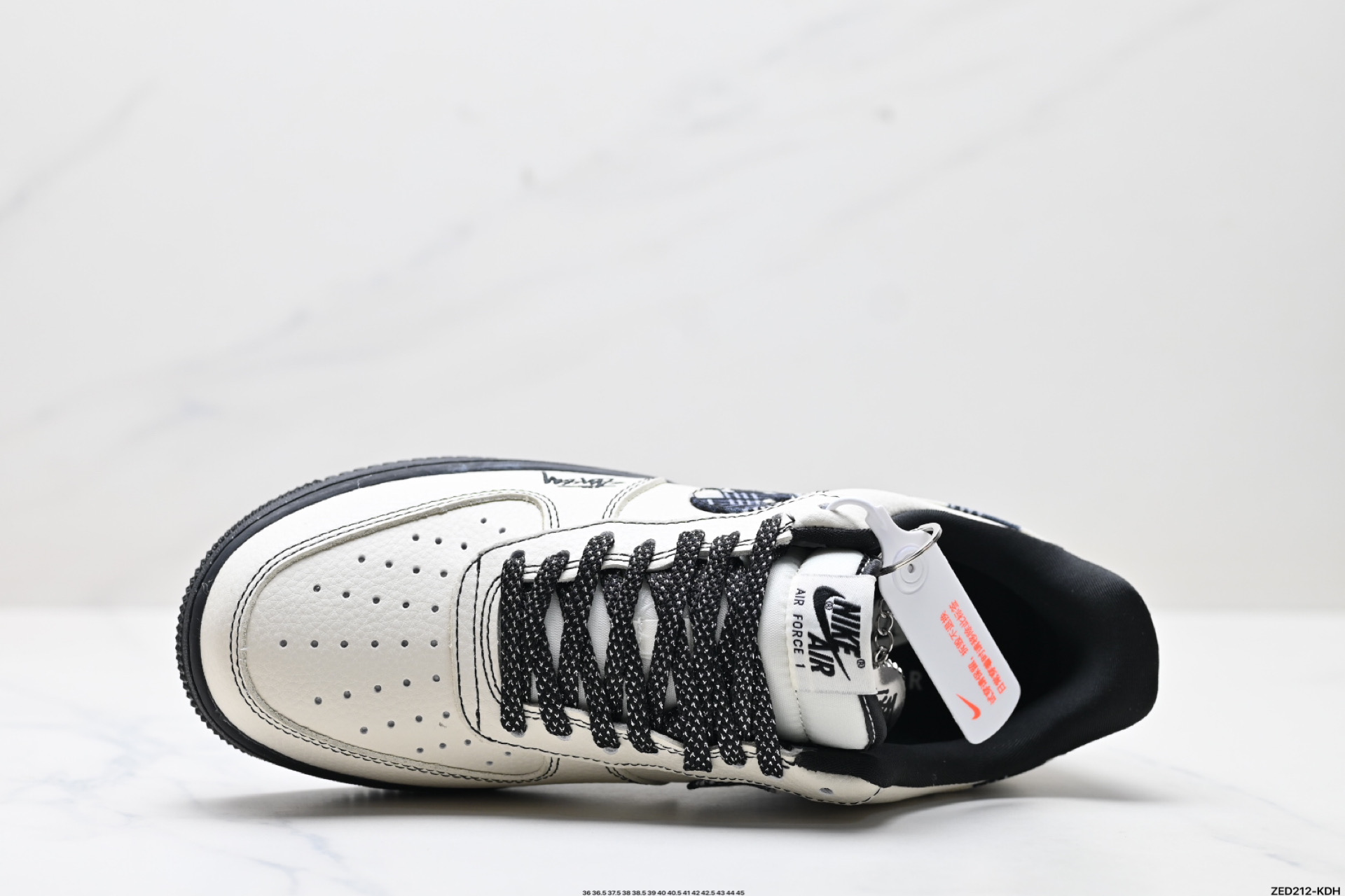 270 NIKE AIR FORCE 1‘07 LV8   KK1988-071