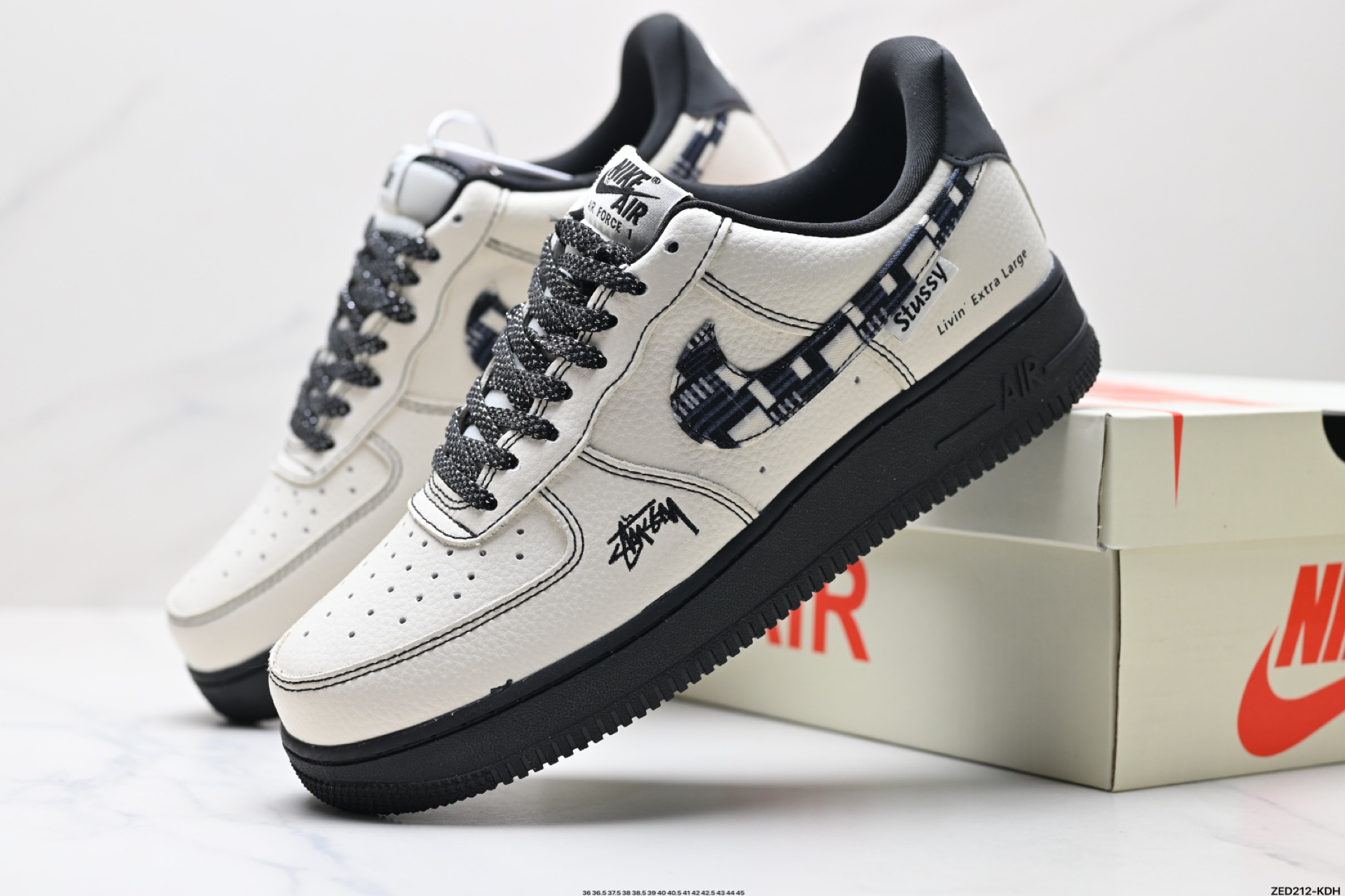 270 NIKE AIR FORCE 1‘07 LV8   KK1988-071