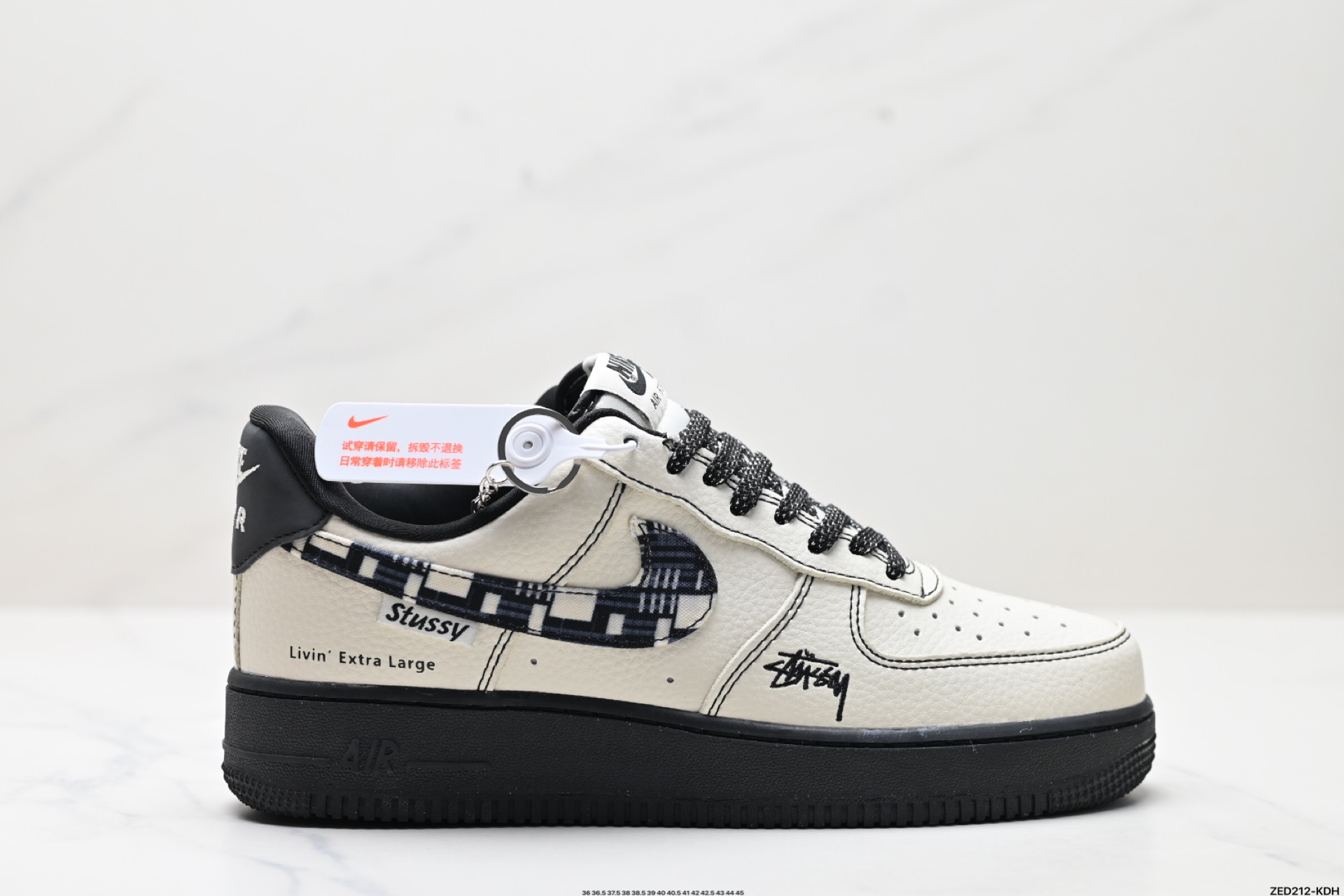 270 NIKE AIR FORCE 1‘07 LV8   KK1988-071