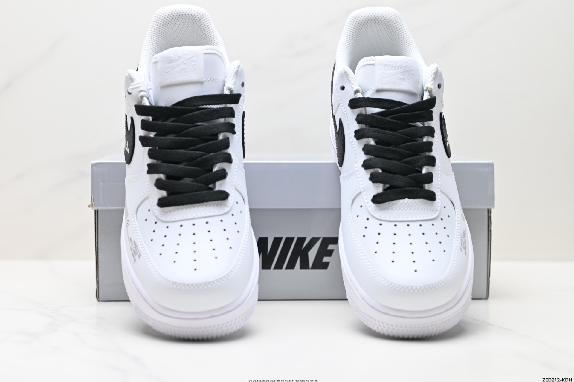 270 NIKE AIR FORCE 1‘07  ZH0316-068