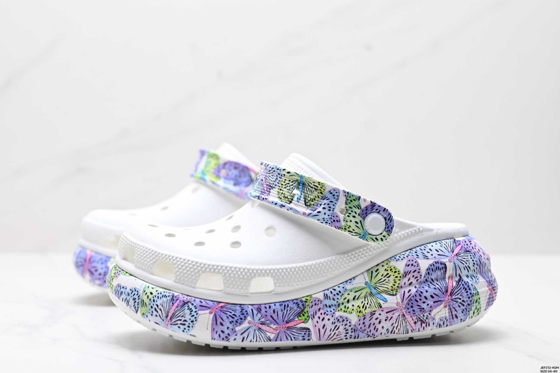 165 Crocs卡洛驰泡芙厚底洞洞鞋女联名限量款增高户外沙滩鞋凉鞋拖鞋
